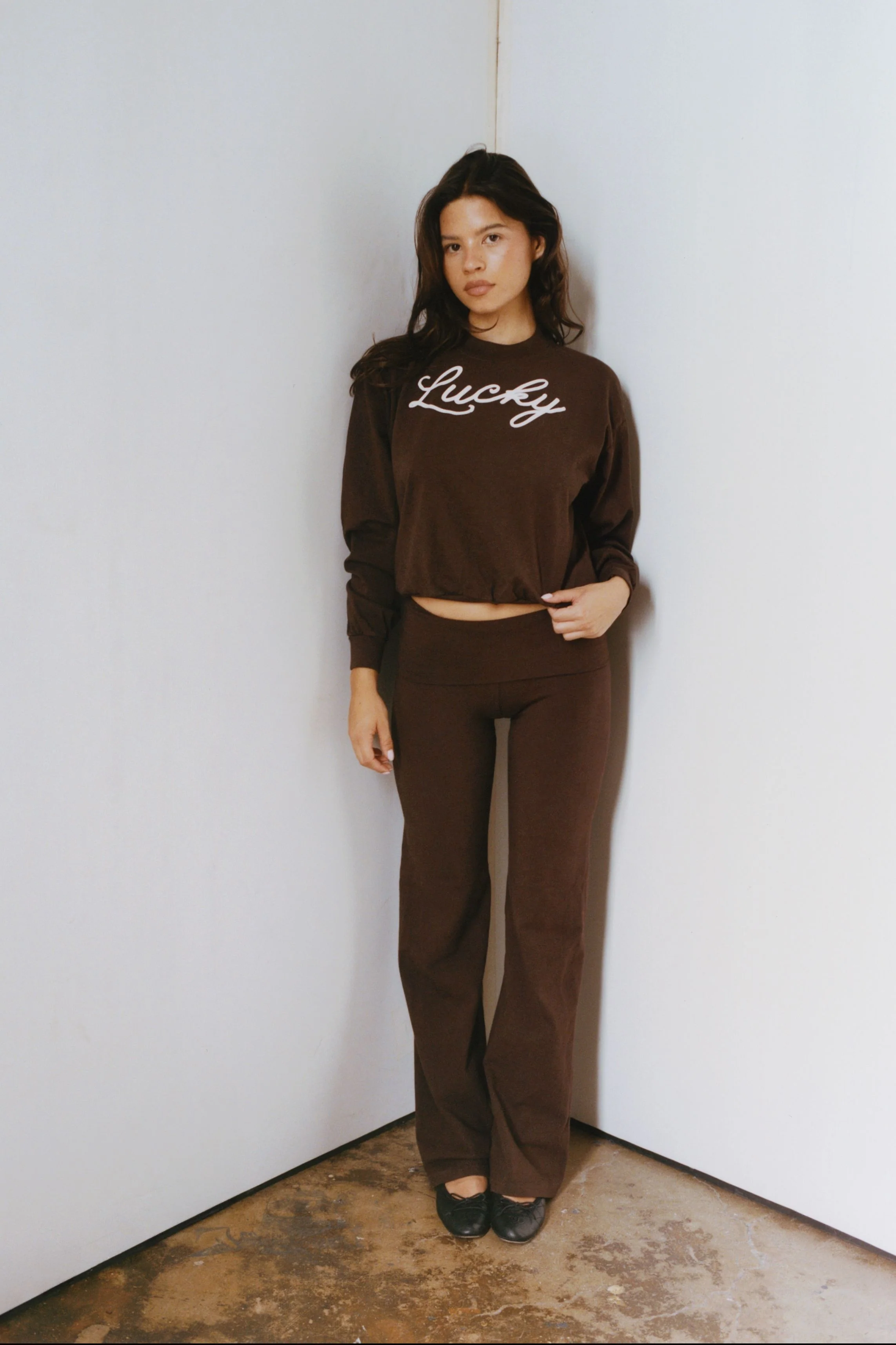 THE LUCKY PANT IN BROWN