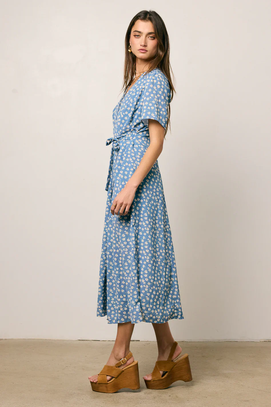 Malik Floral Midi Dress in Blue