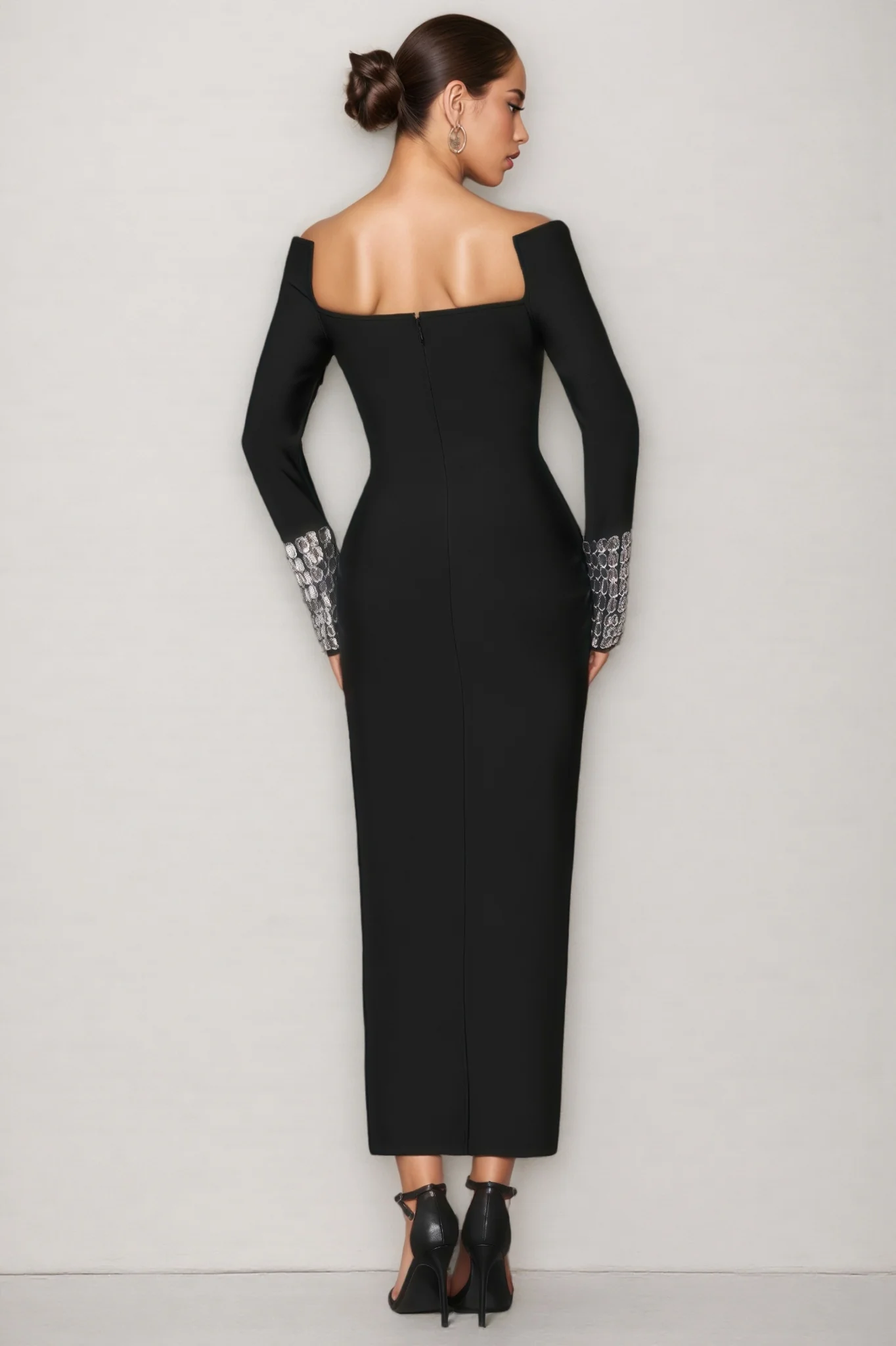 Log Square Diamond Square Neck Maxi Dress