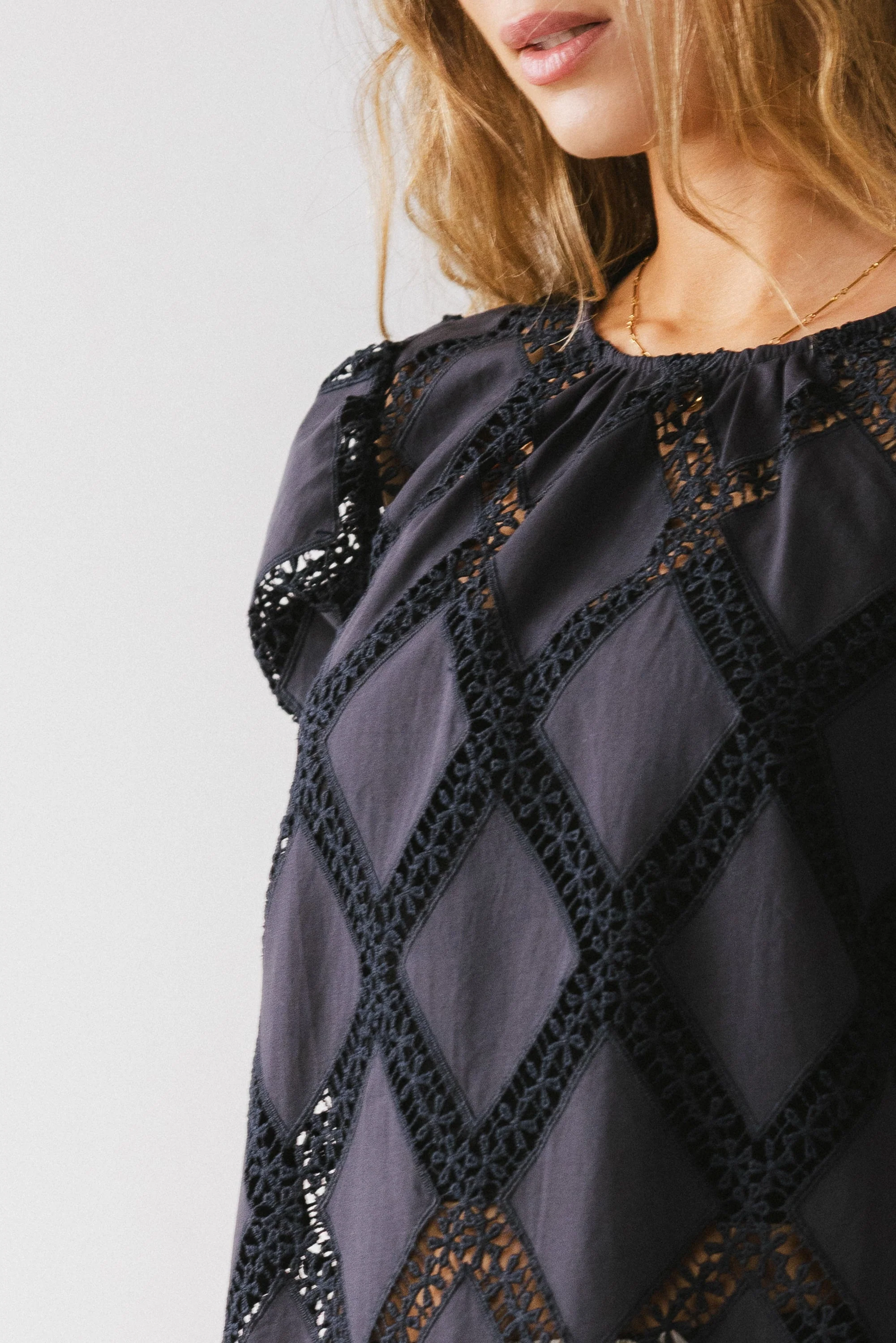 Noelle Loose Blouse in Navy