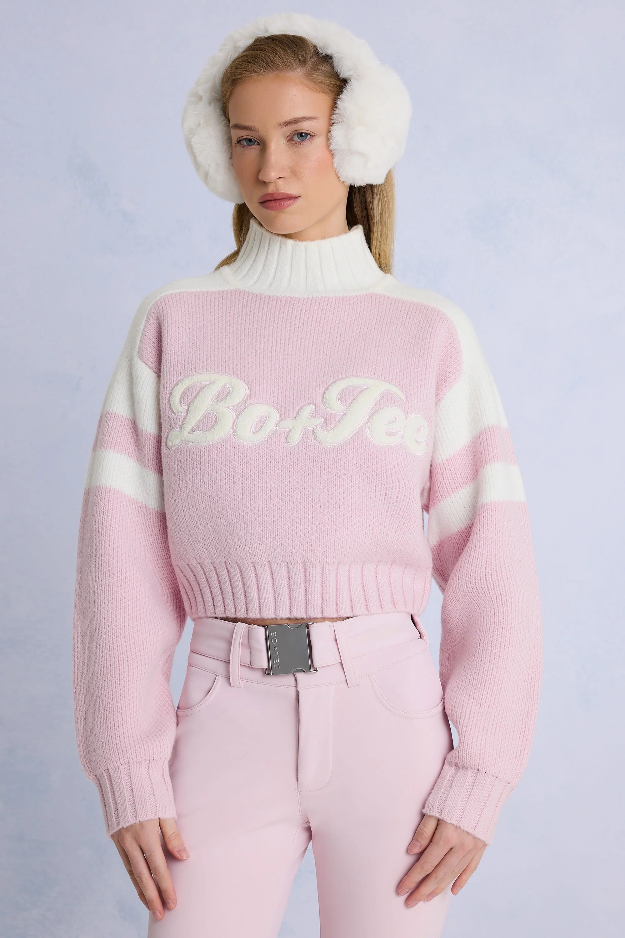 Knit Logo Cropped Jumper in Powder Pink