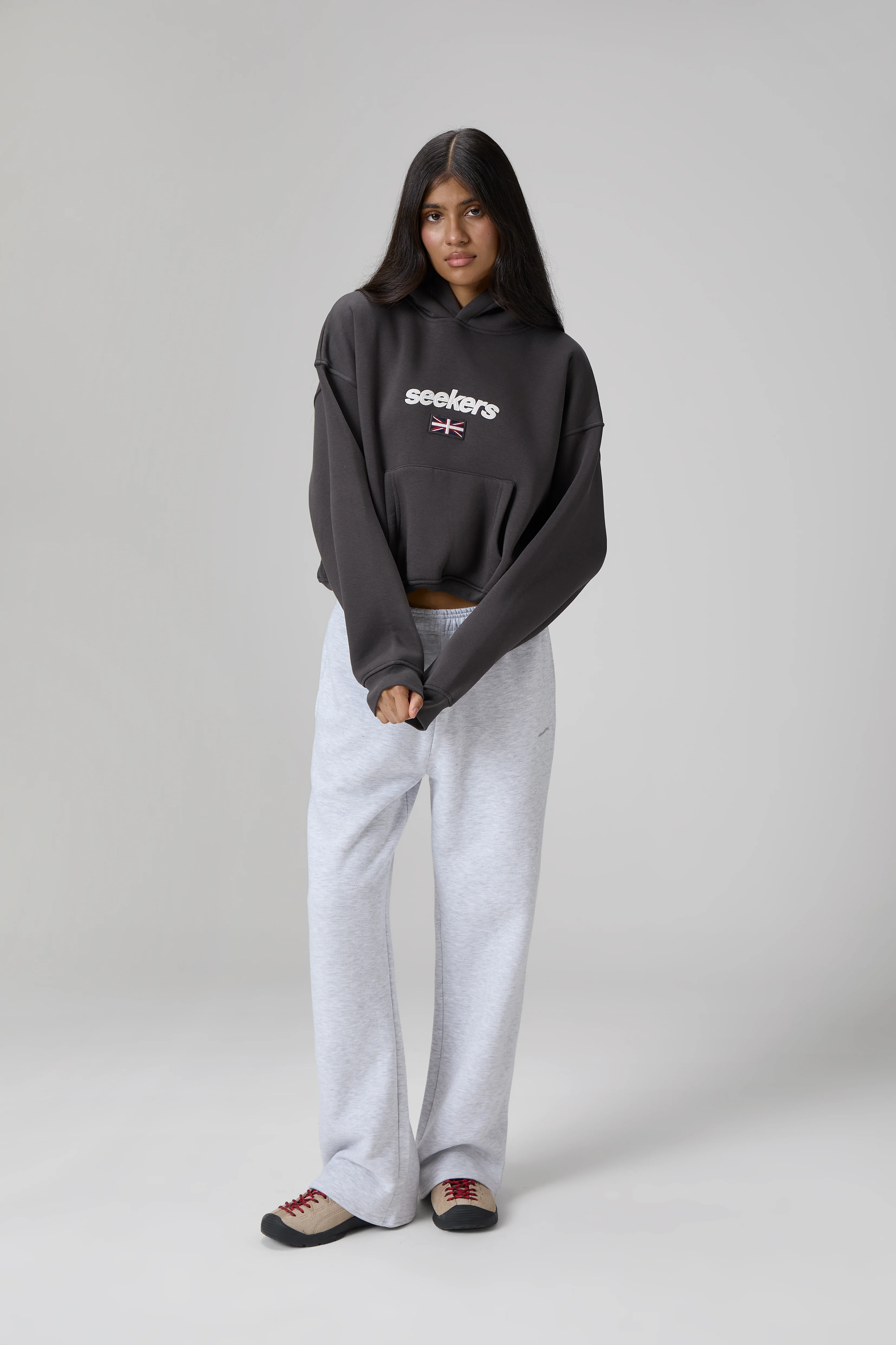 Seekers Shrunken Hoodie in Off-Black