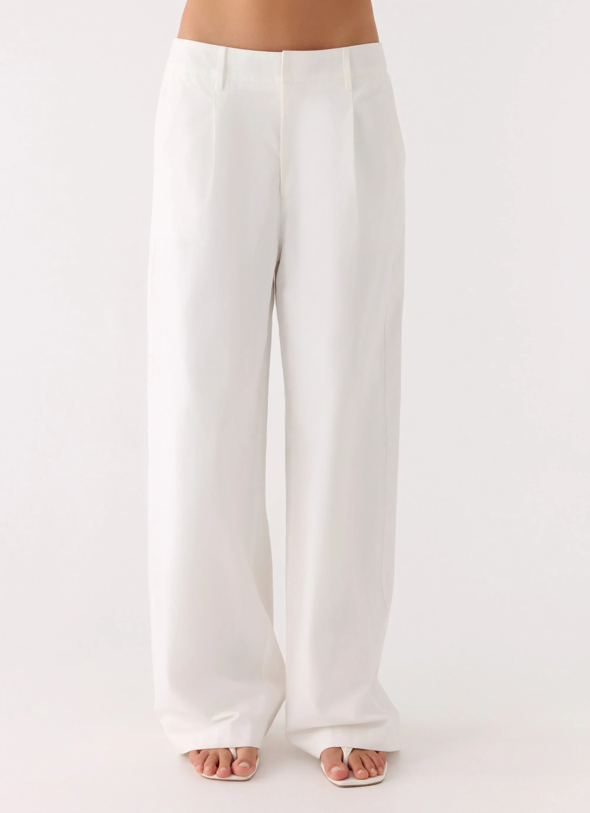 Emilia Pant - White