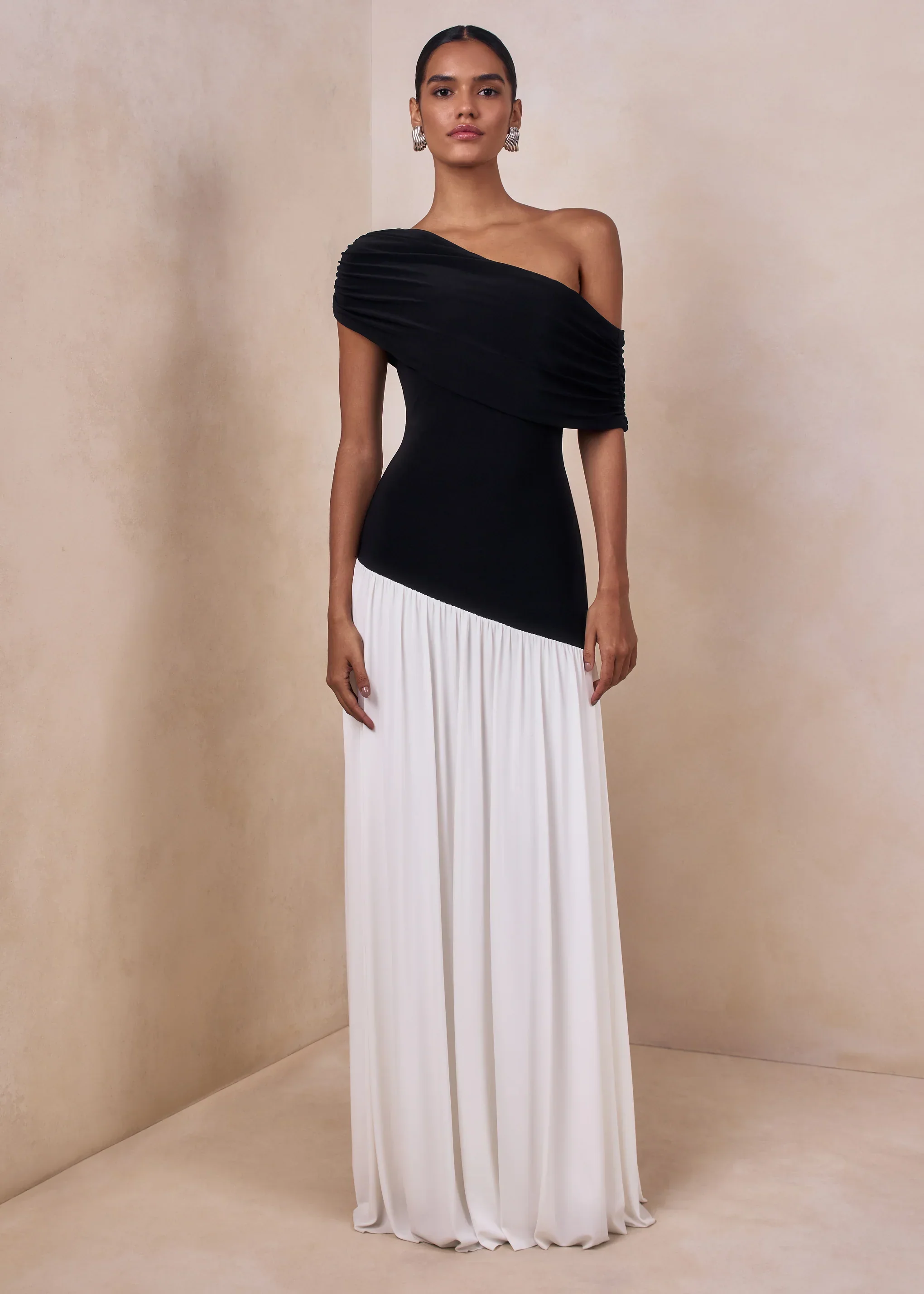 Doroyta | Black And White Asymmetric-Neck Maxi Dress