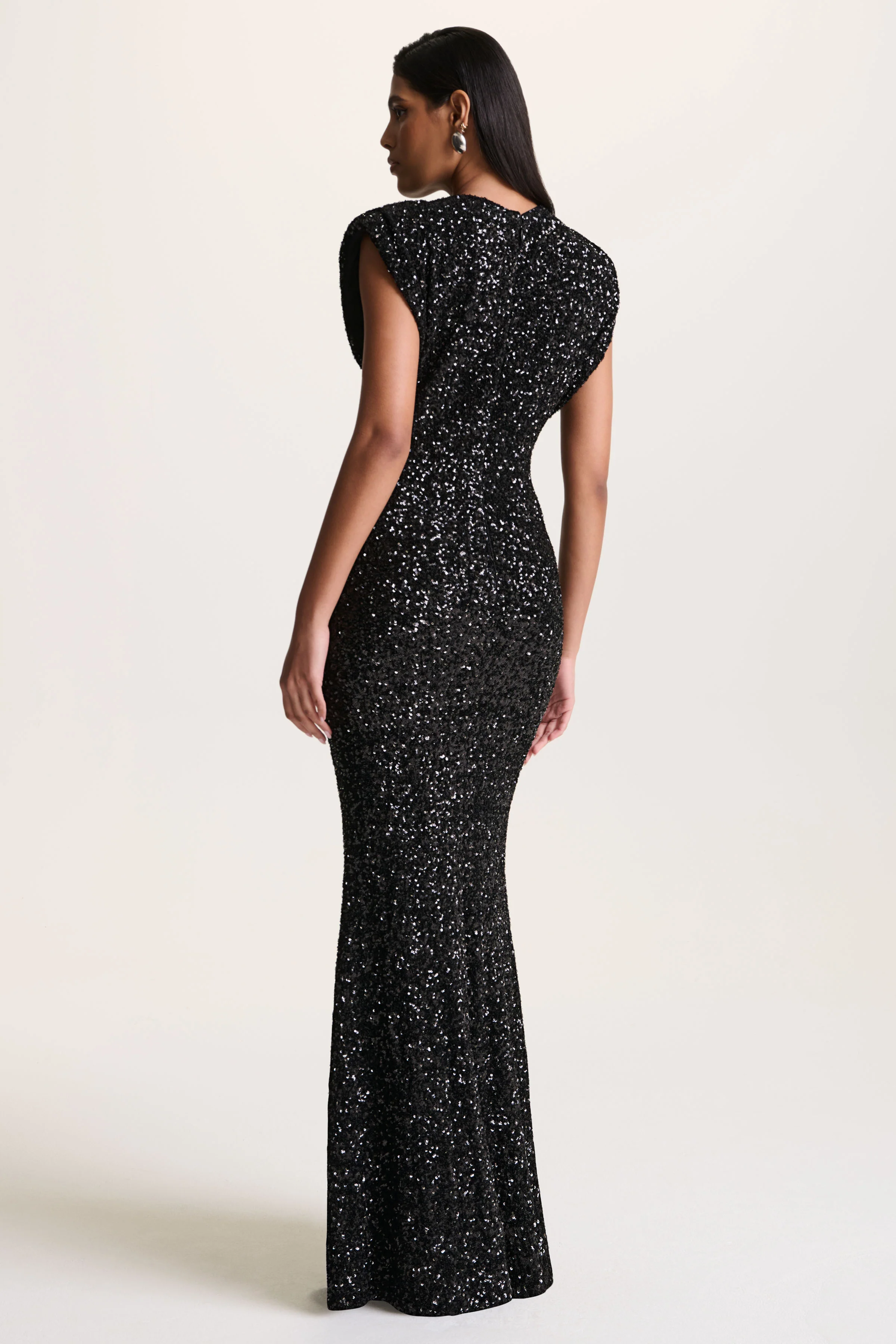 Aurah | Black Sequin Crew-Neck Maxi Dress With Cap Sleeves