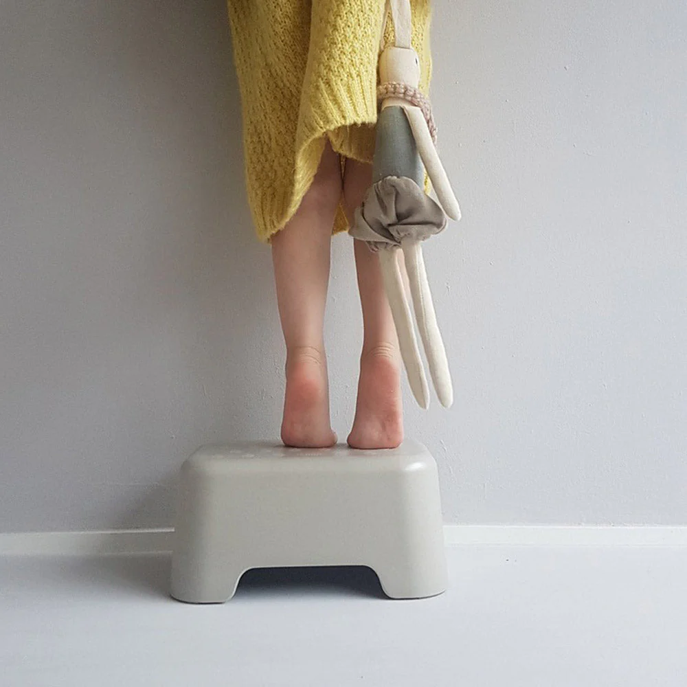 Vogeelle Kids Step Stool - Stone