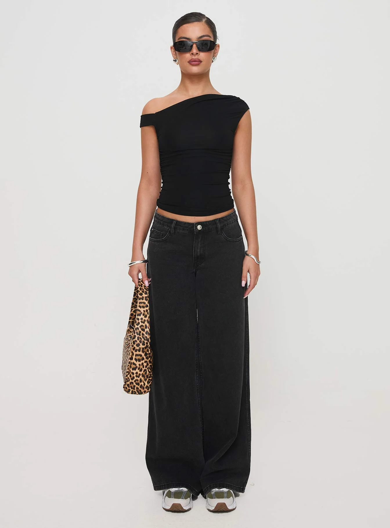Ramos Low Rise Wide Leg Denim Jeans Washed Black