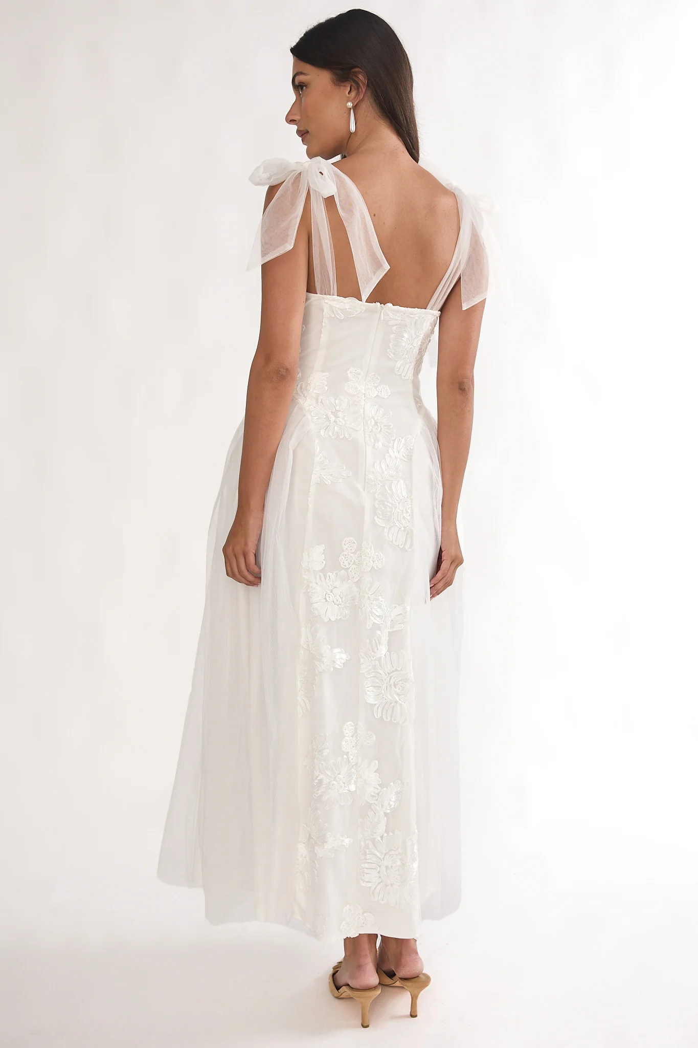 Serifine Floral Embellished Bow Maxi Dress White - luluinthesky