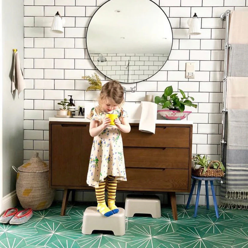 Vogeelle Kids Step Stool - Stone