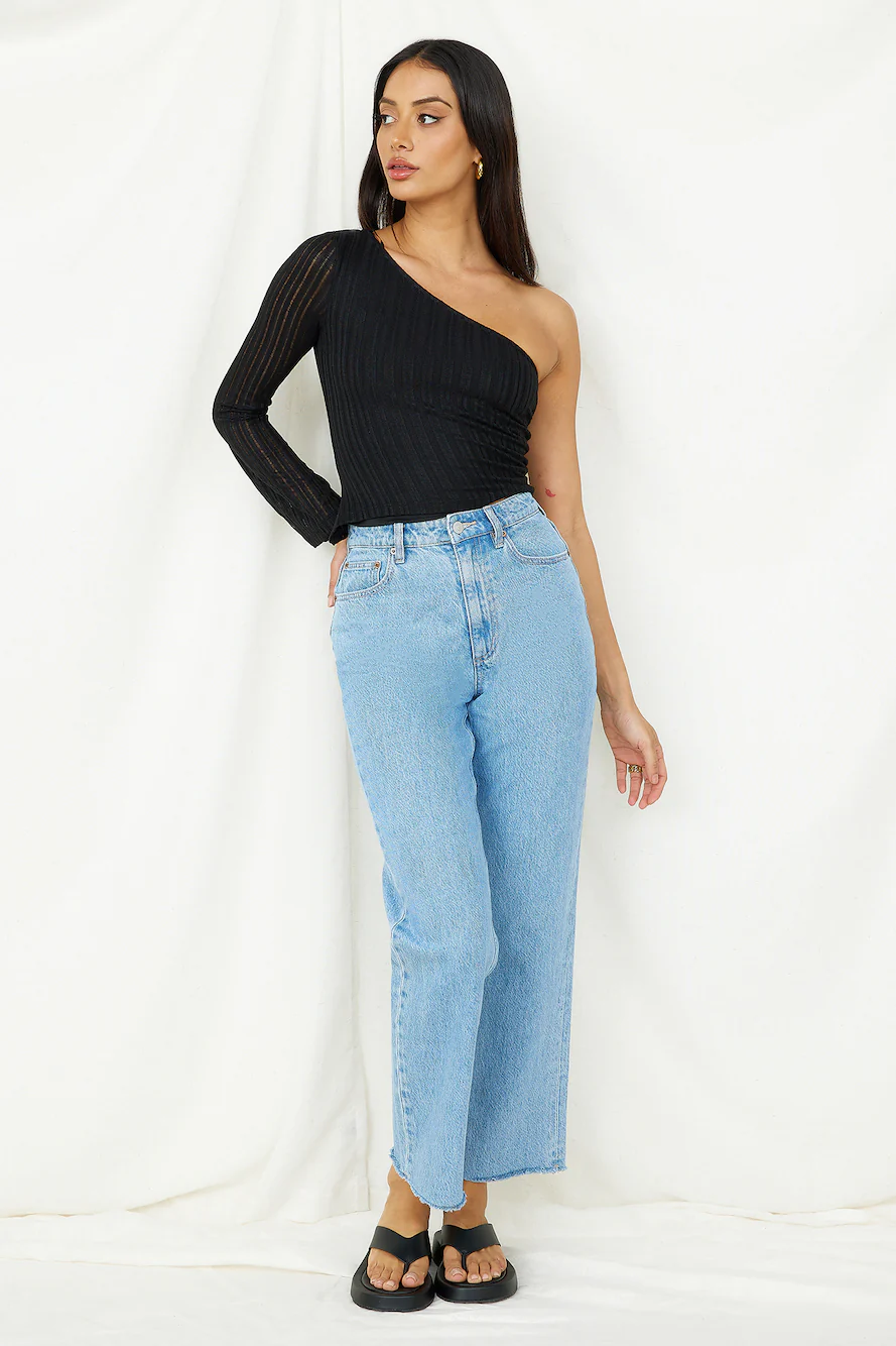 Hand On My Heart Crop Top Black