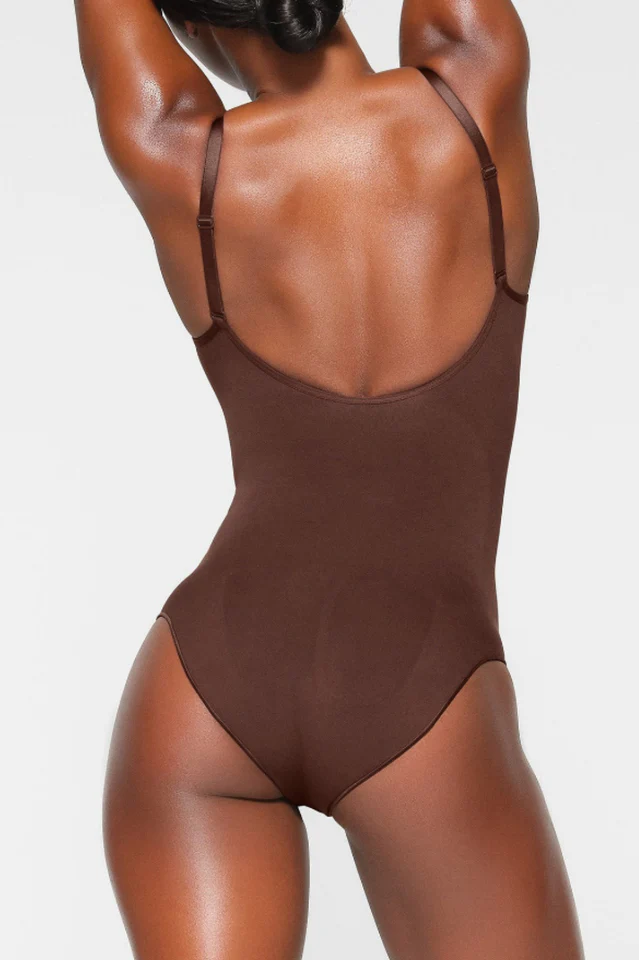 SEAMLESS SCULPT Slimming Bodysuit