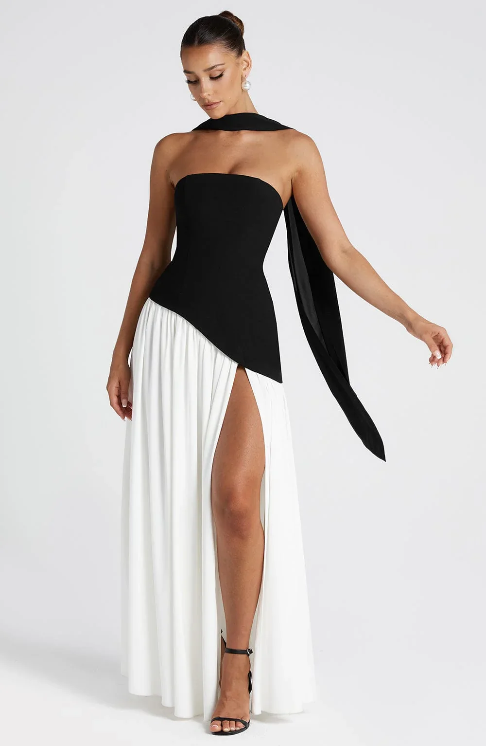 Maliyah Maxi Dress - Black/White