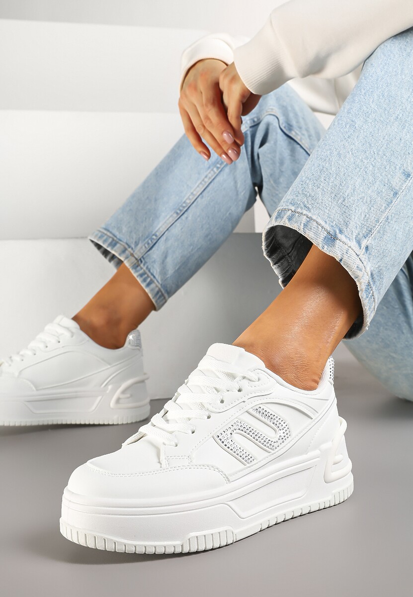 Białe Sneakersy na Platformie z Geometrycznym Motywem Zolsemi