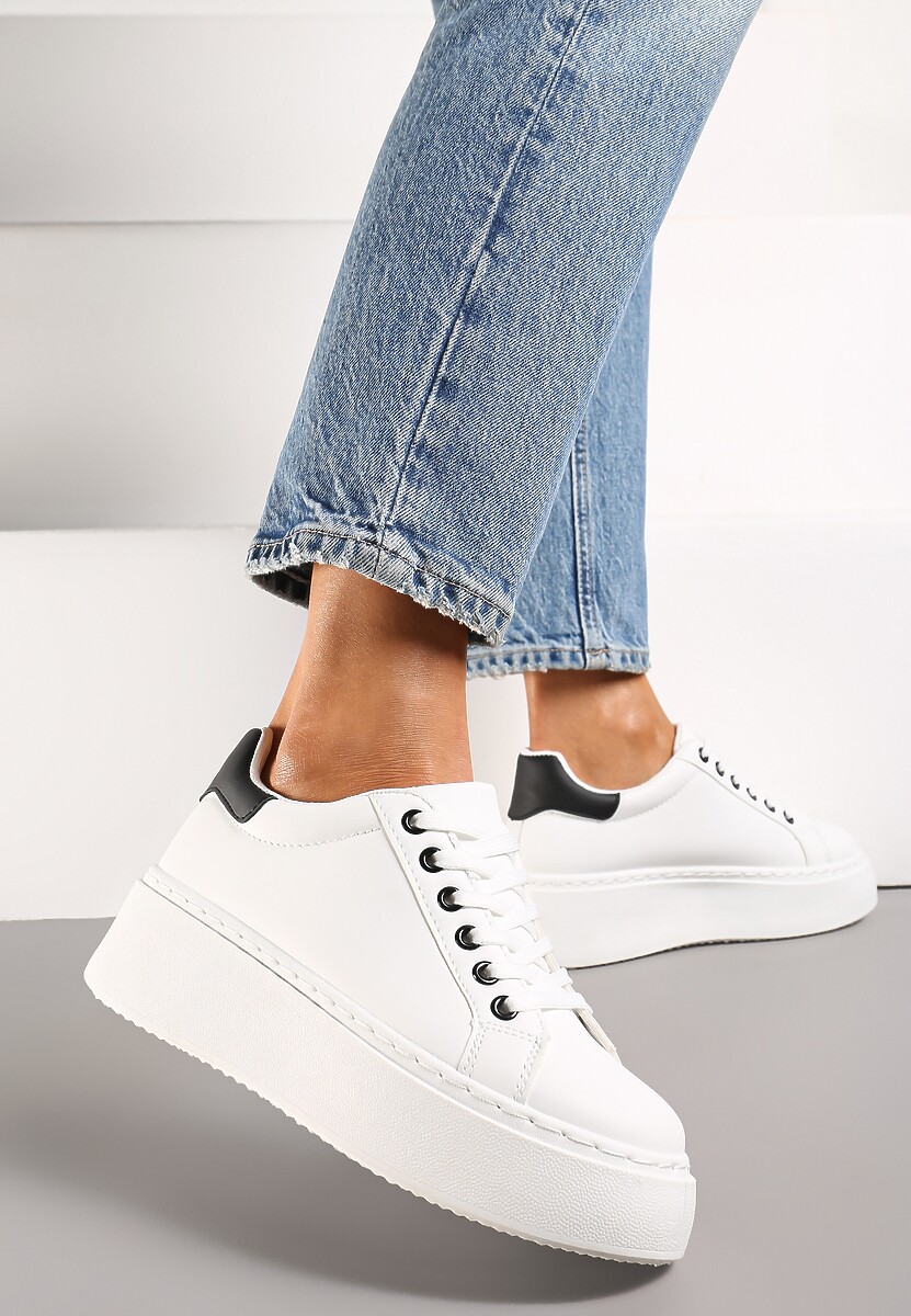 Biało-Niebieskie Sneakersy na Modnej Platformie Broida