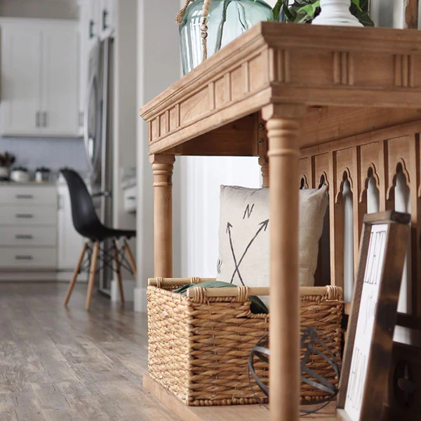 Arched Detail Console Wood Table