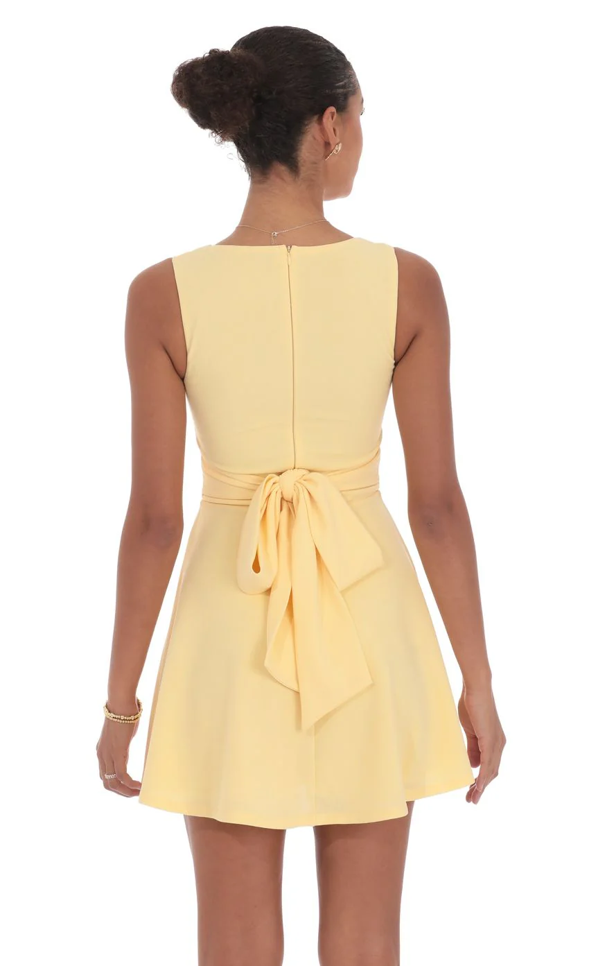 Back Bow A-Line Dress in Yellow - luluinthesky