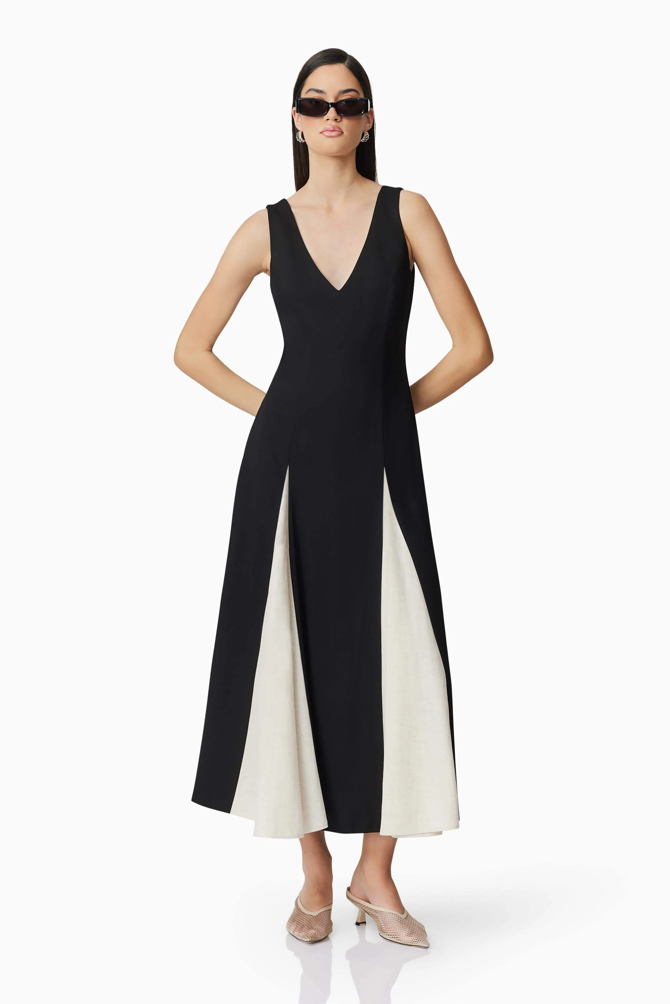 CURAAE Vera Midi Dress In Black & White