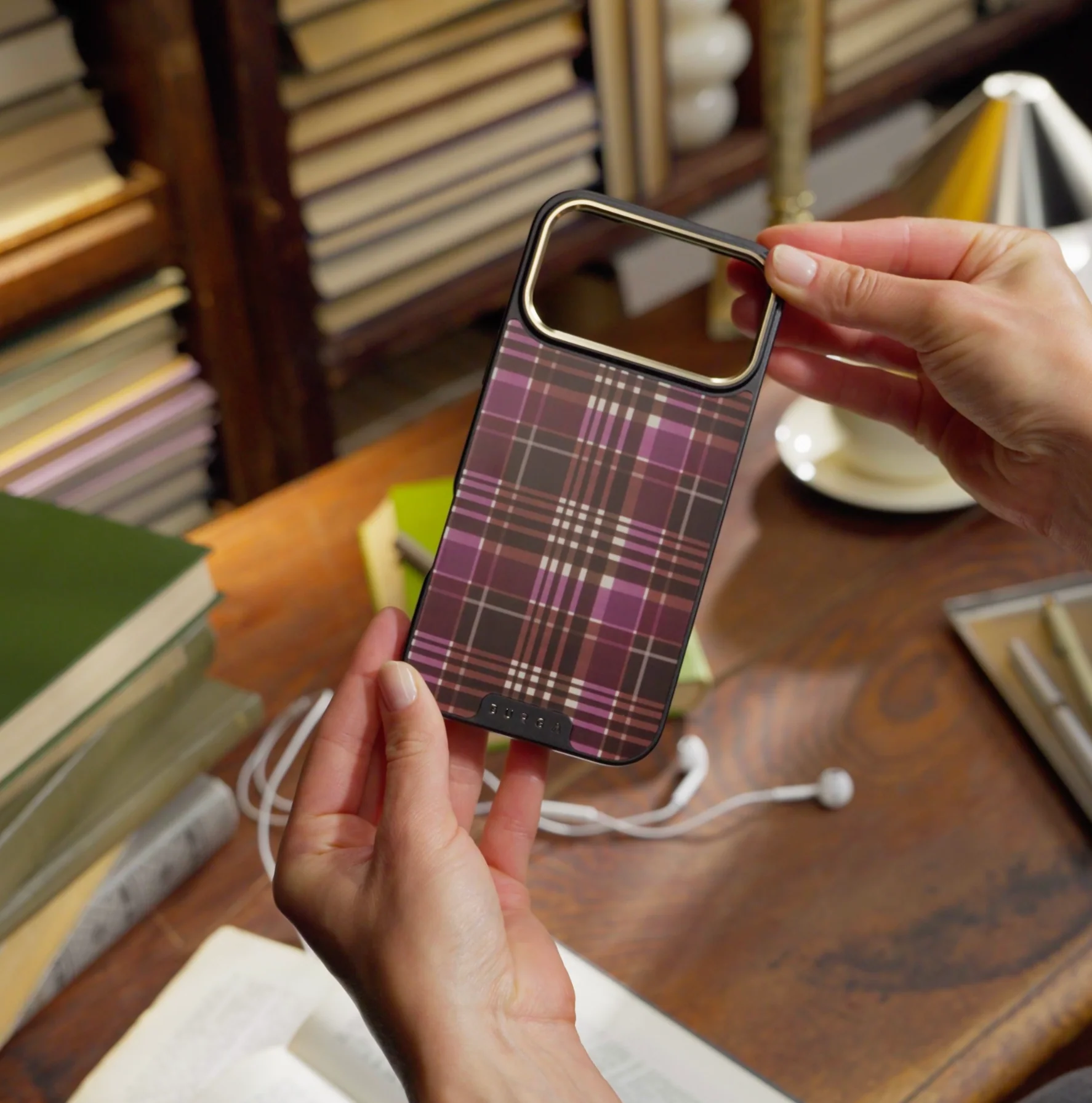 First Edition - iPhone 11 Pro Max ケース