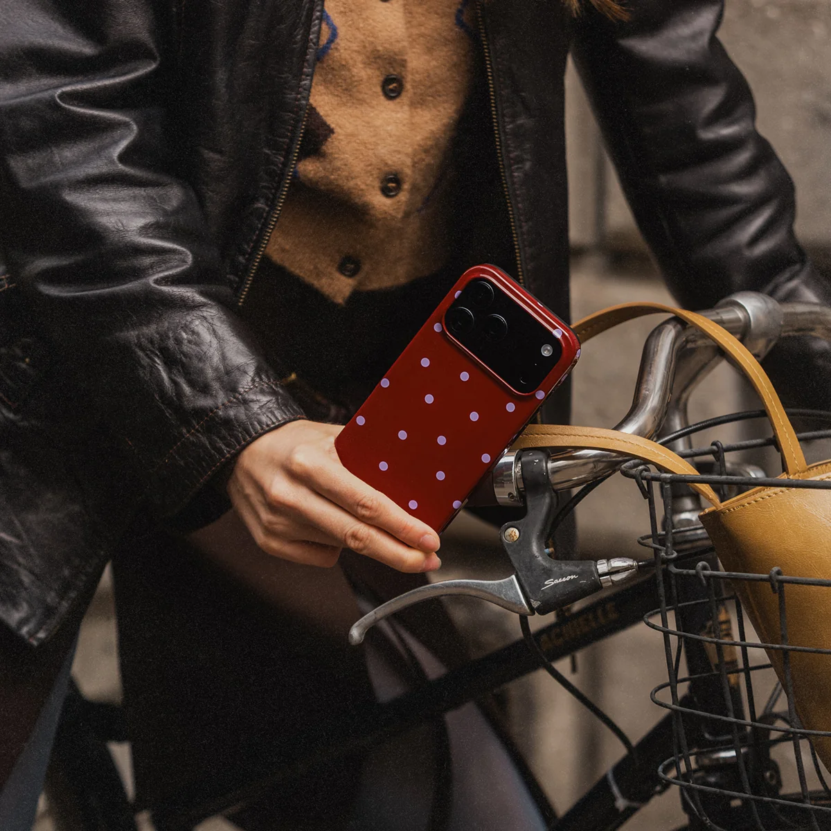 Curated - iPhone 11 Pro ケース