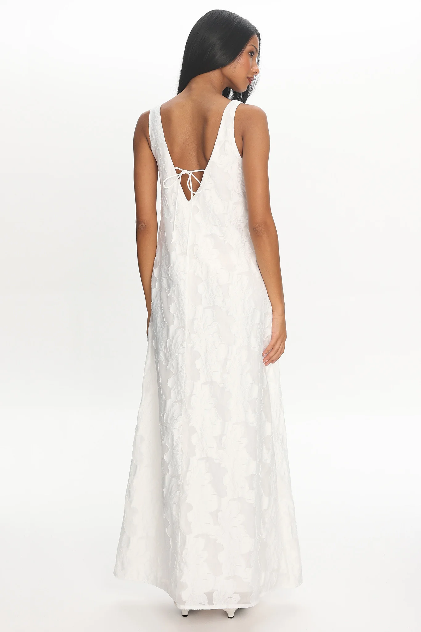 Genelyn Textured Maxi Dress Off White