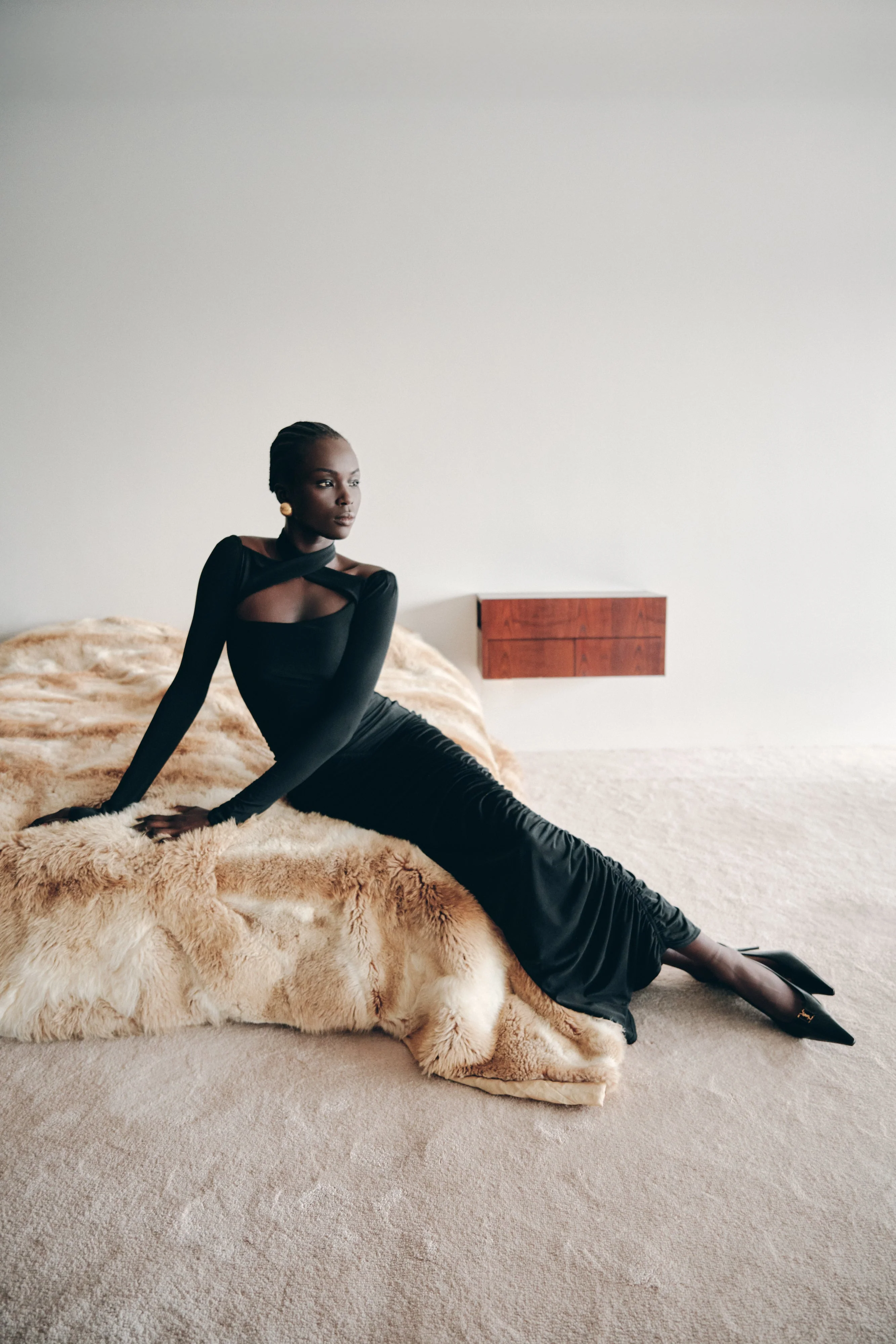 Lyndon Long Sleeve Slinky Maxi Dress - Black
