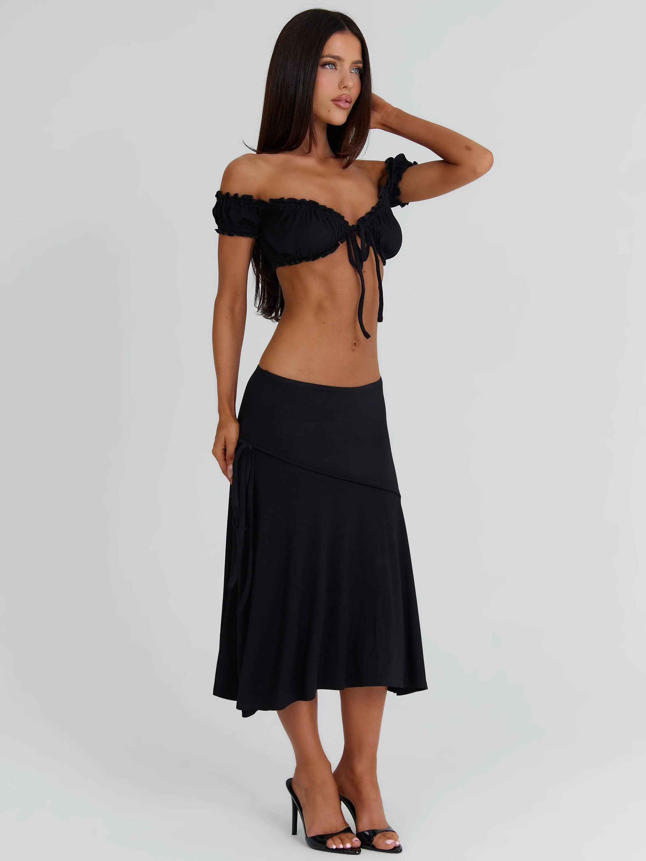 Arrielle Midi Skirt Black
