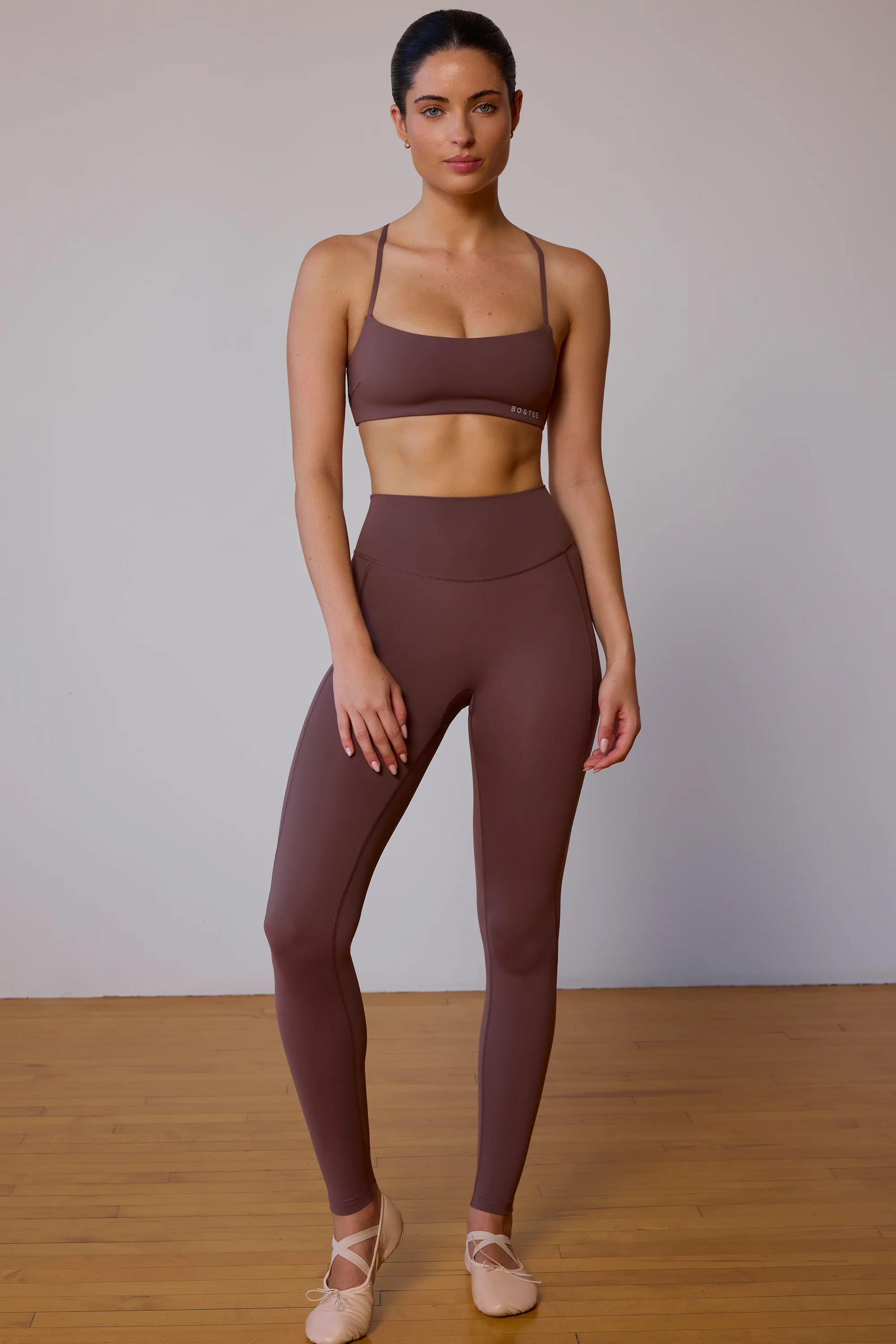 High-Waist Leggings in Taupe Brown