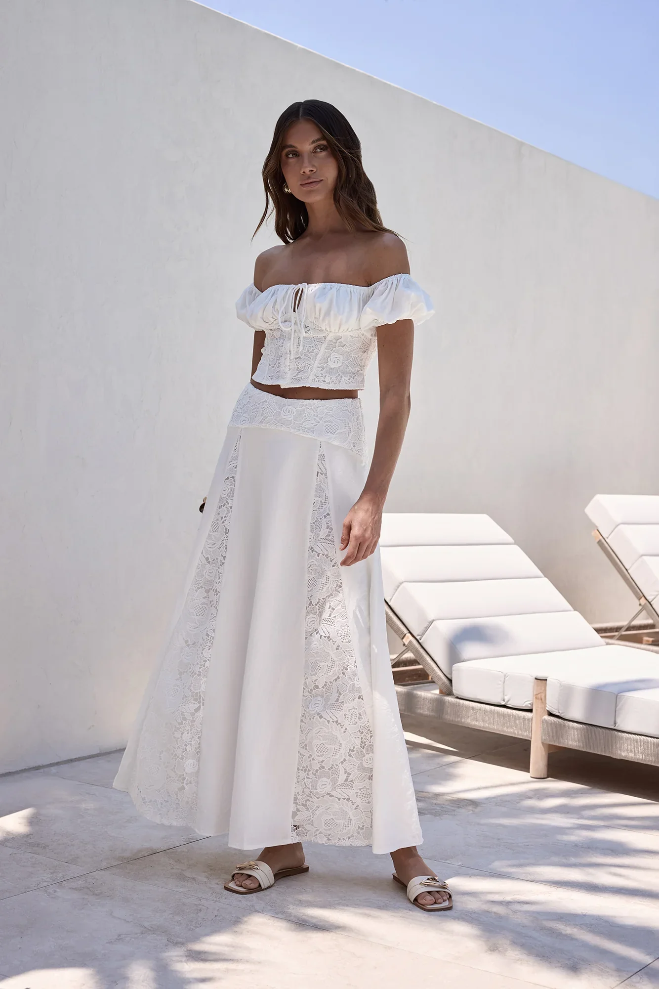 Sandy Shoreline Set White