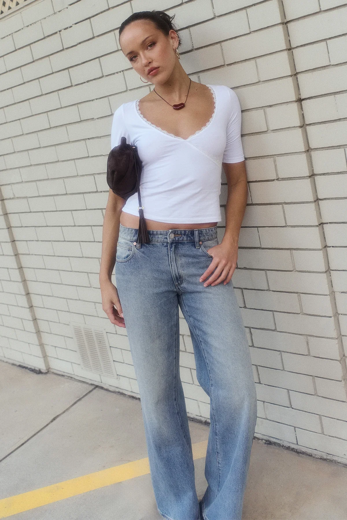 Motel SajiWa 3/4 Sleeve V Neck Top Ivory