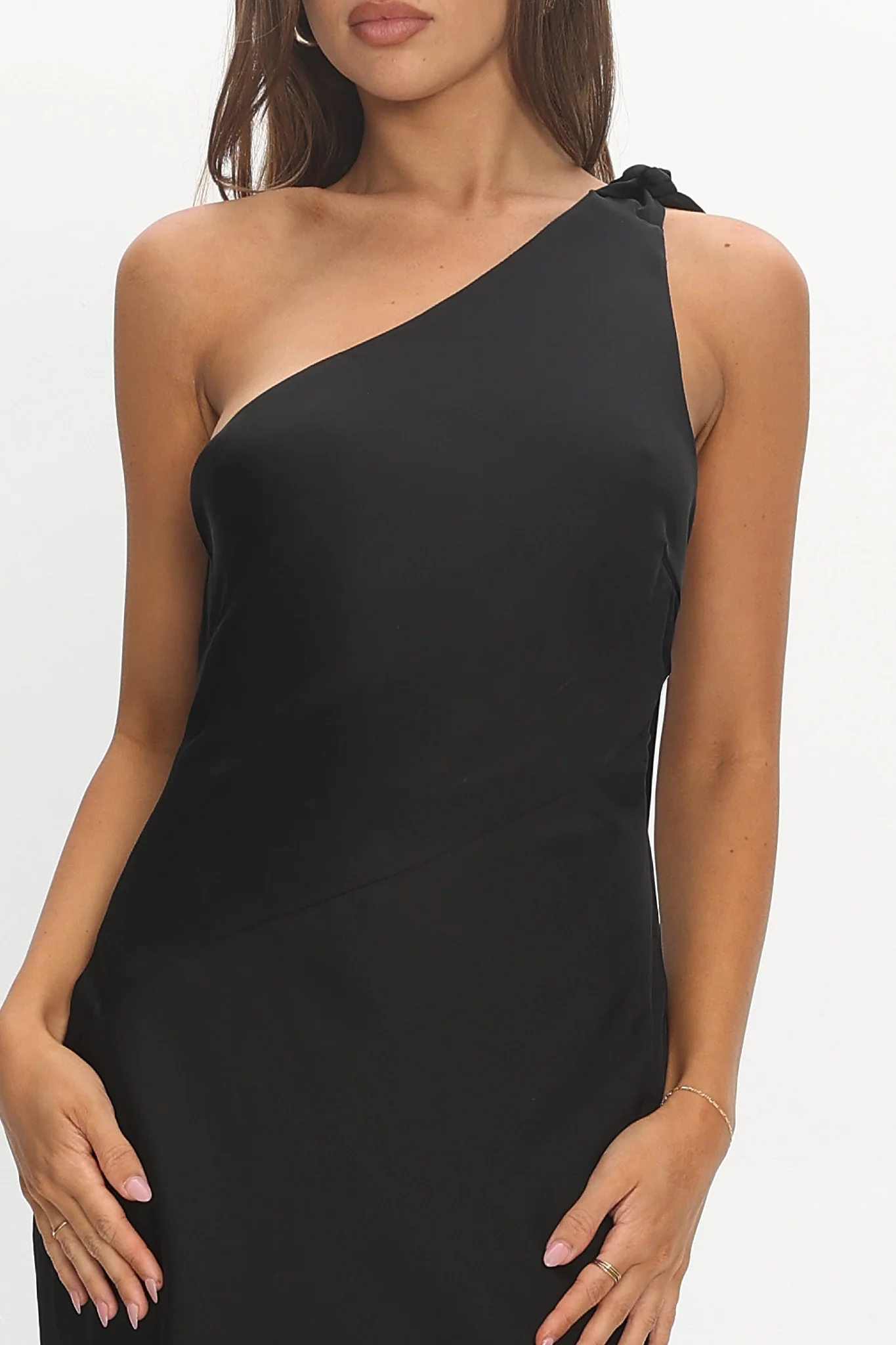 Robertah One-Shoulder Bow Maxi Dress Black - luluinthesky