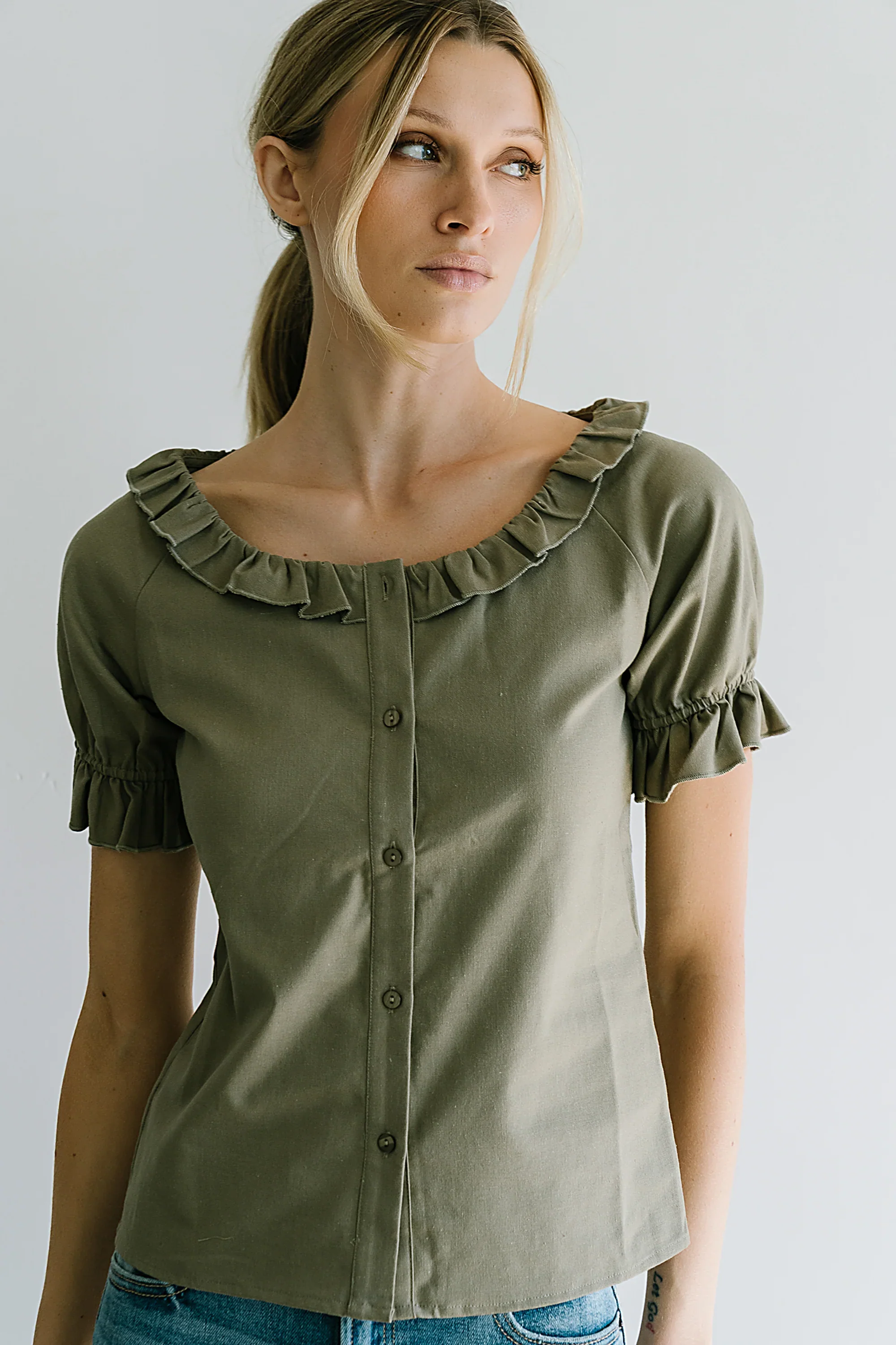 Connie Ruffle Blouse in Olive