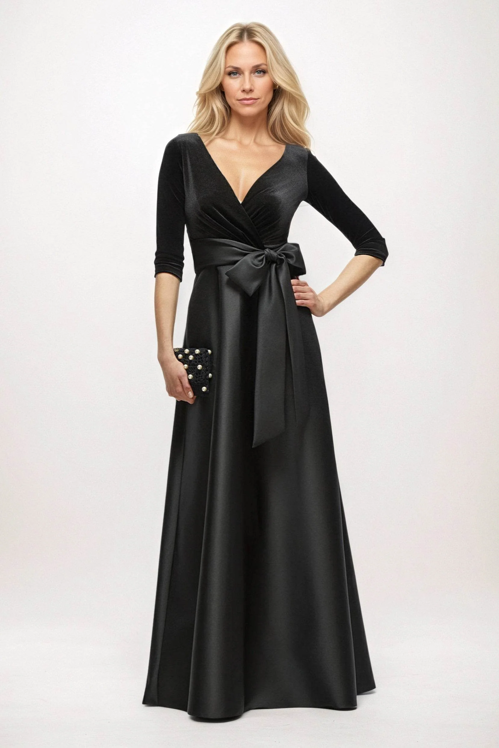 A-Line Maxi Velvet Satin Mother of the Bride Dresses CM0409