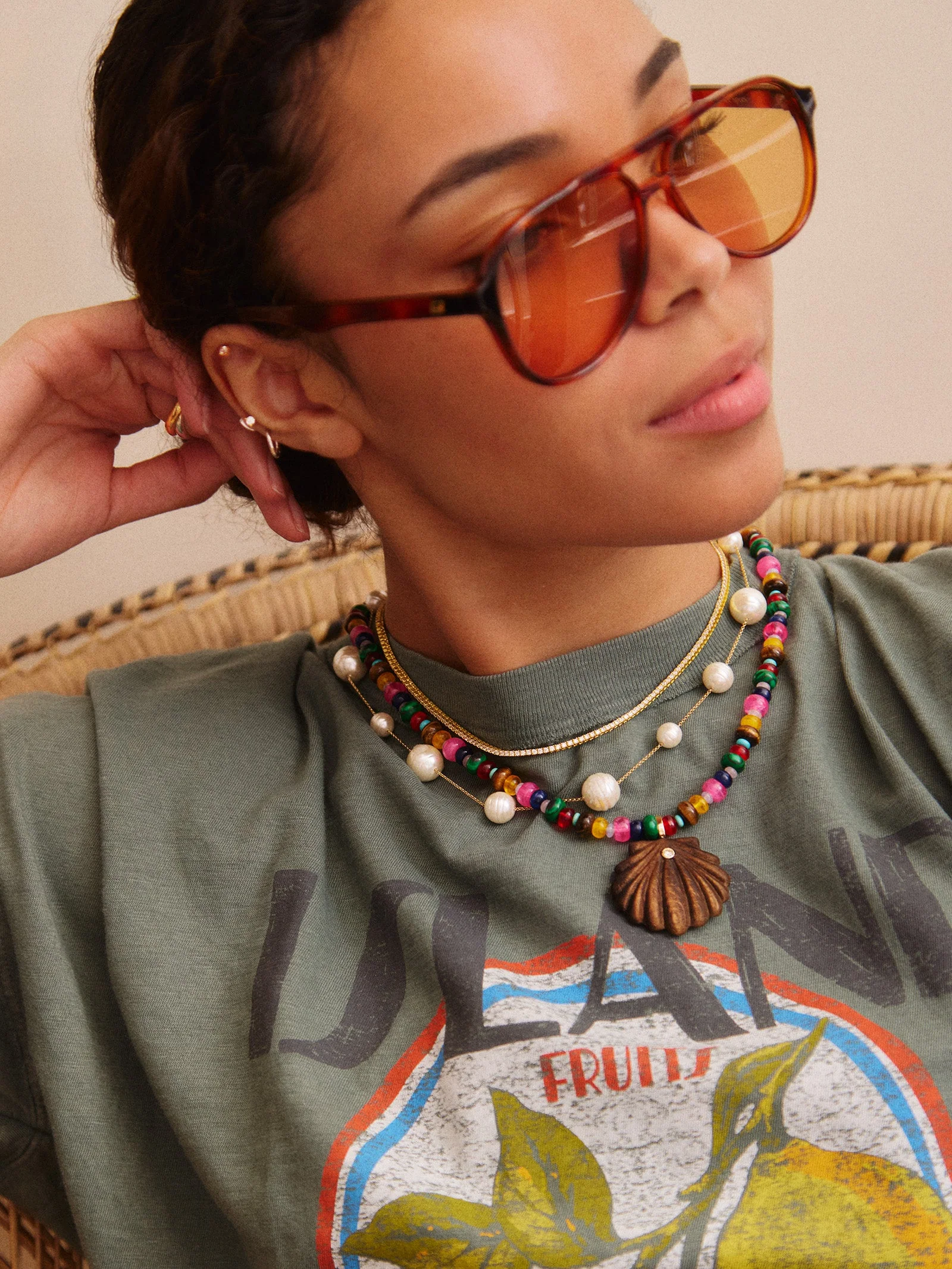 Sun Drift Semi-Precious Pendant Necklace - Seashell