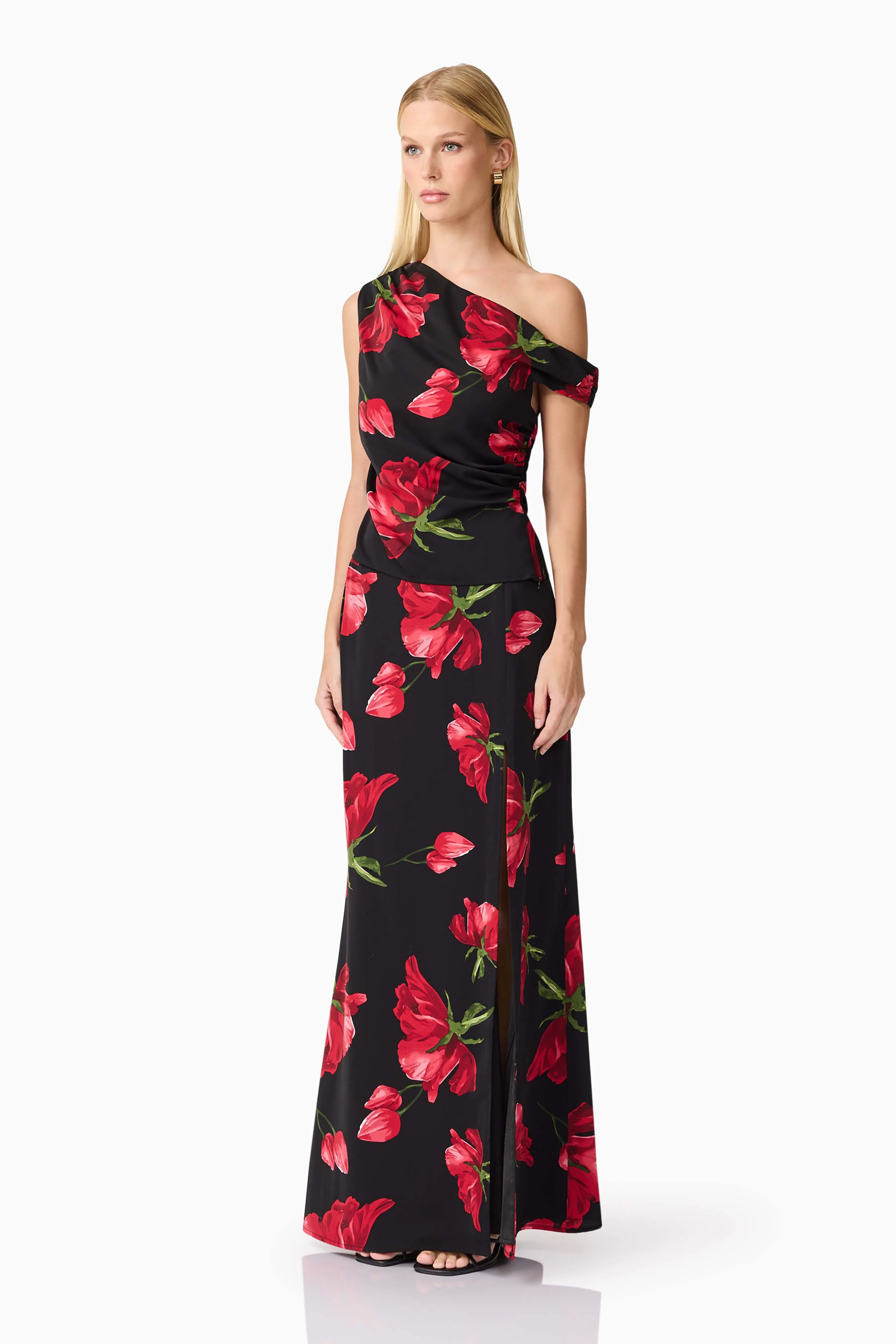 CURAAE Valetta Floral Set in Black & Red