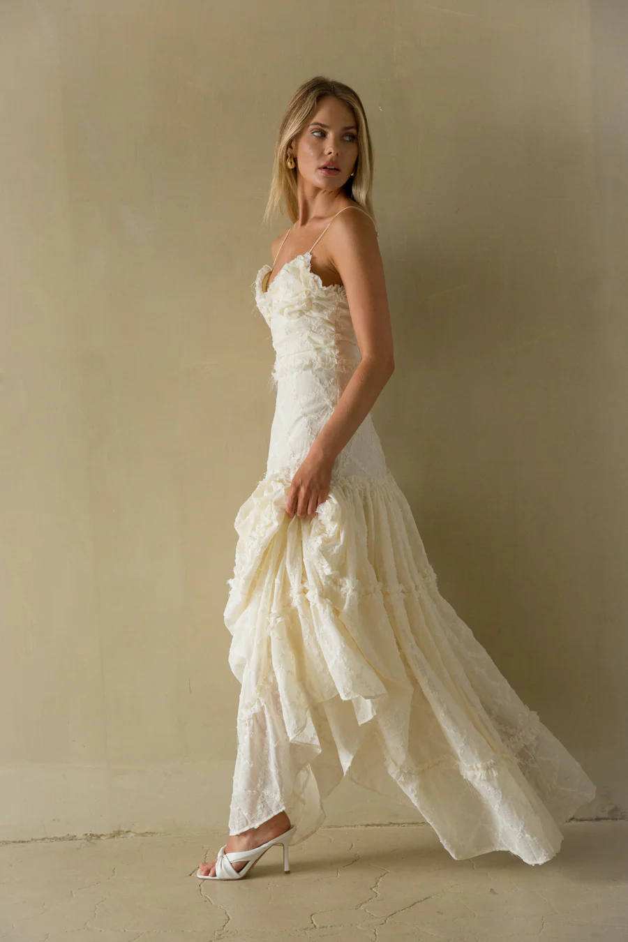 Percy Lace Maxi Dress - luluinthesky