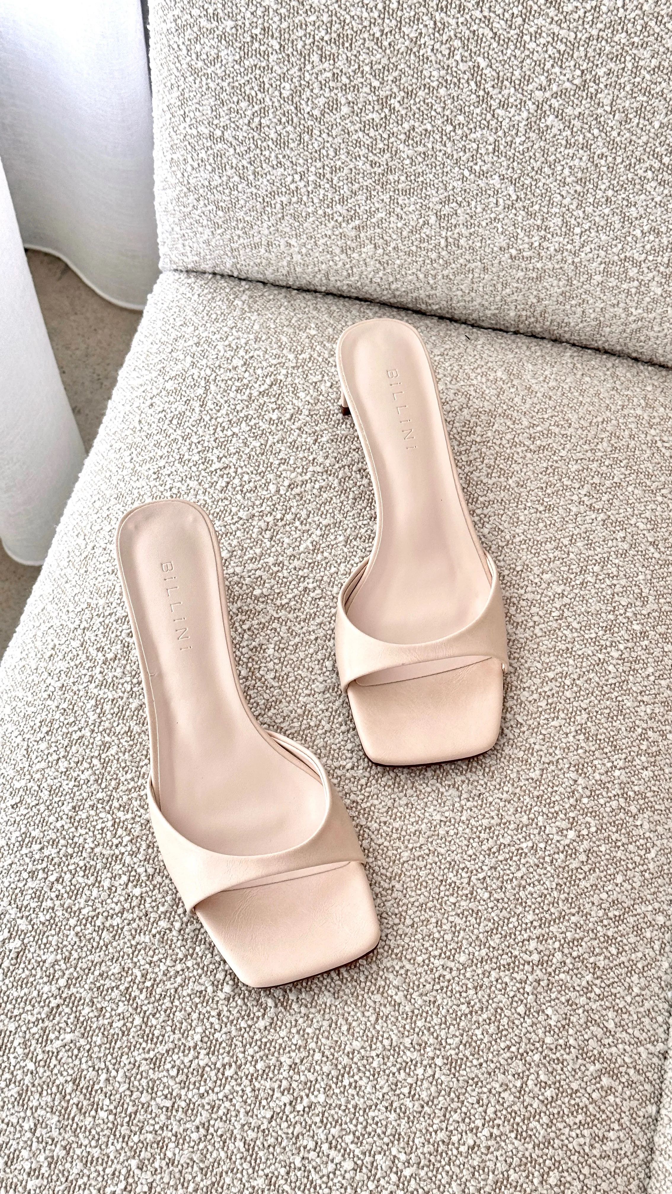 Yadira Heel - Pearl Shine