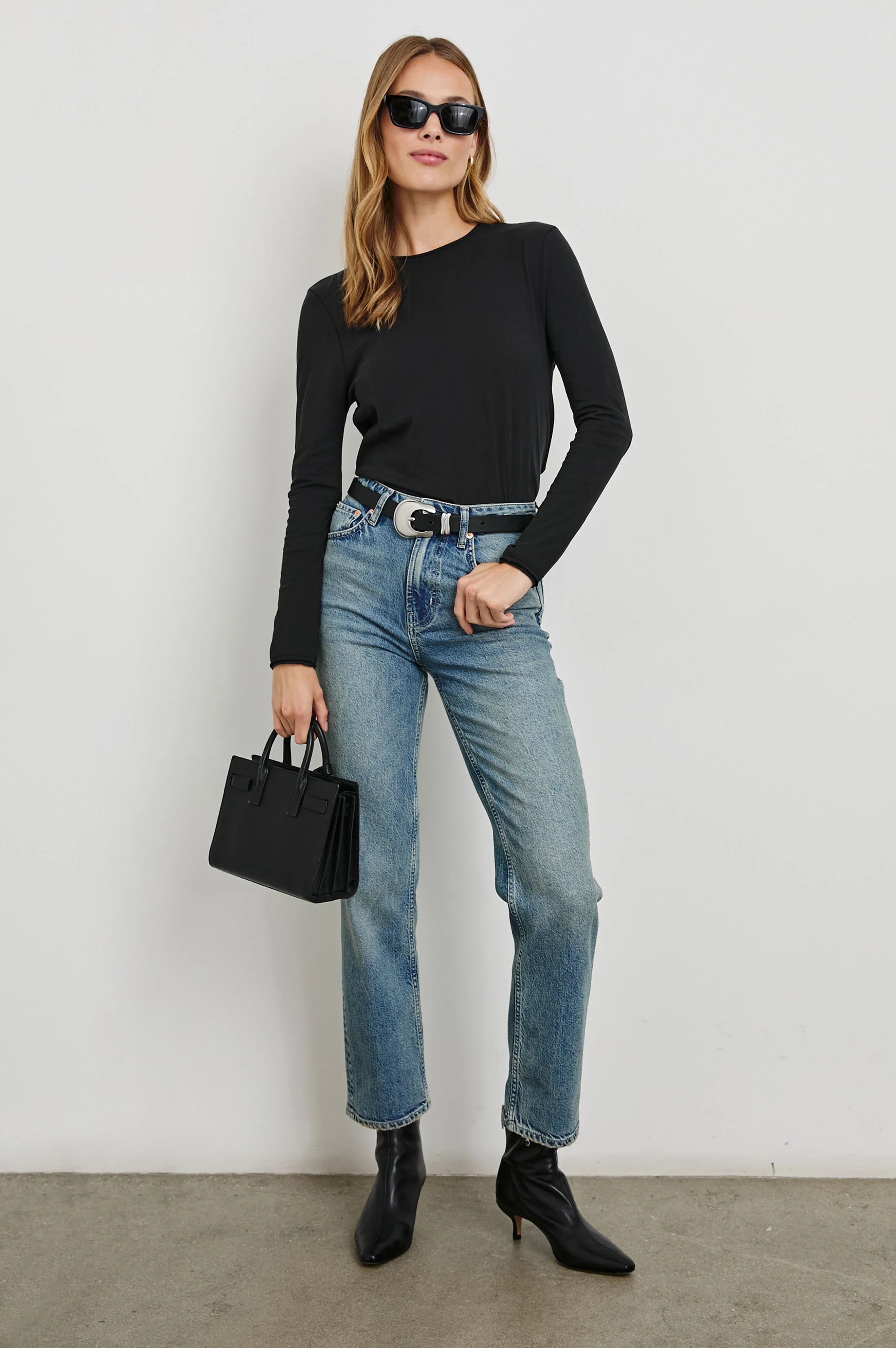 Long Sleeve Crew Neck T-Shirt - Black
