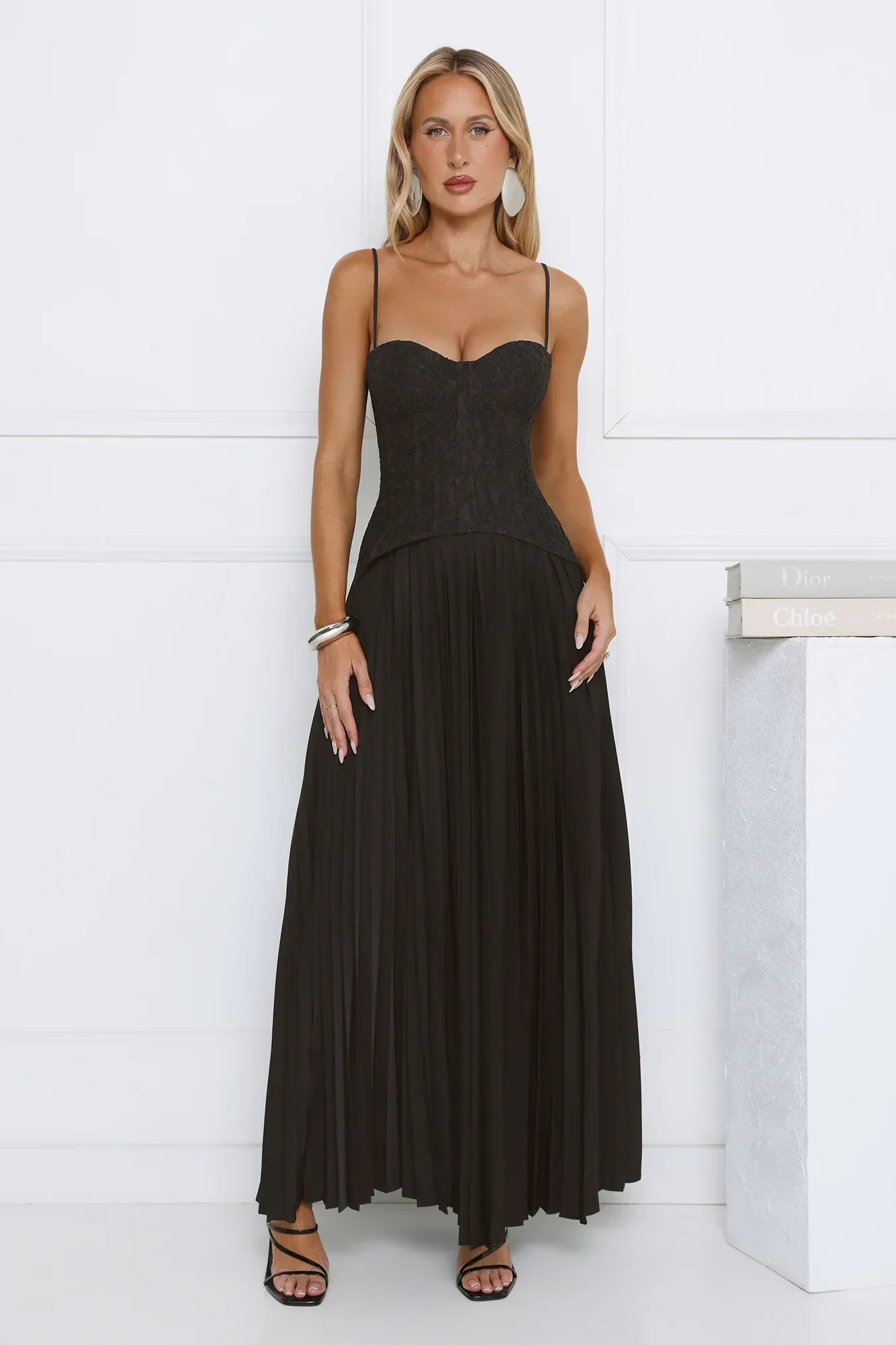 Antique Roses Lace Maxi Dress Black