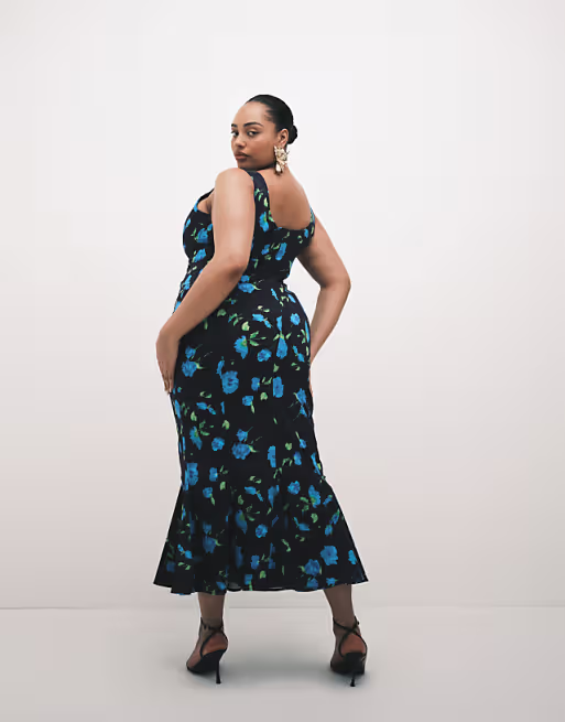 Curve scoop neck fishtail godet midi sundress in black floral print