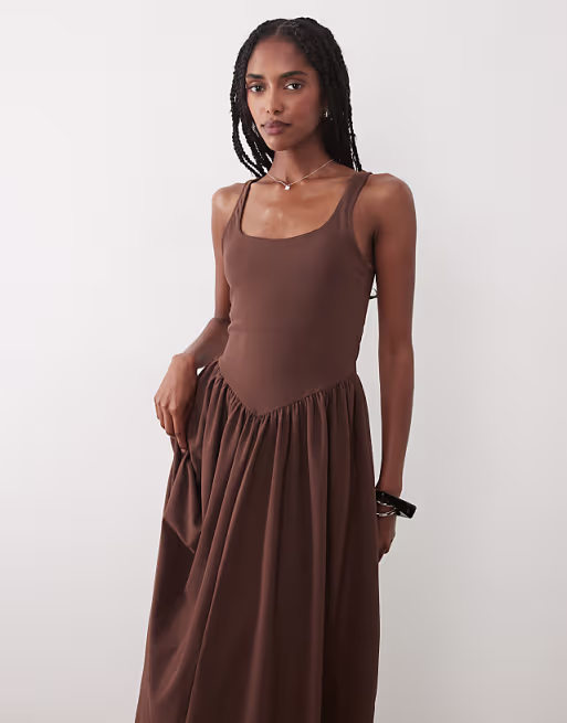 gathered crepe midi dress in chocolate