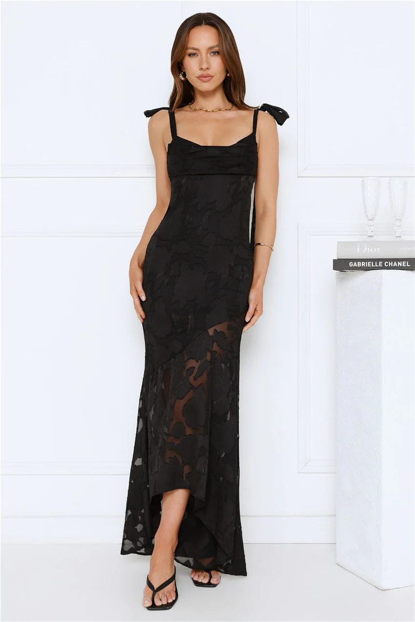 Enchanted Empire Maxi Dress Black - luluinthesky