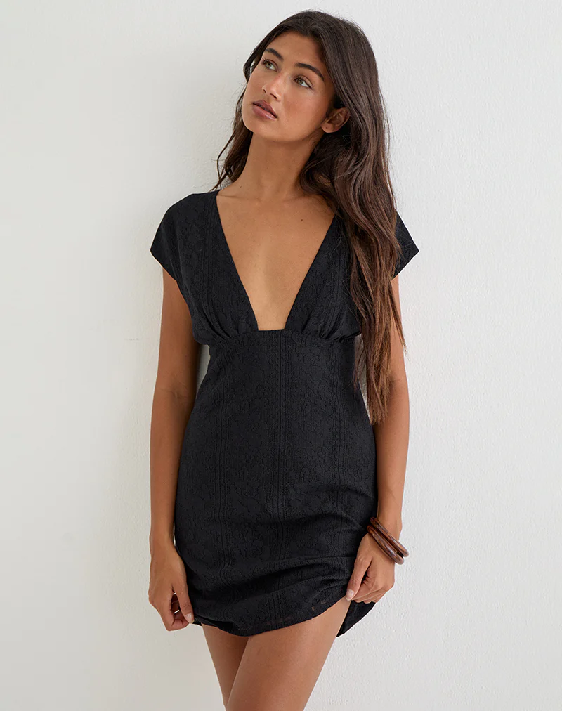 Yenna Plunge Mini Dress in Floral Lace Black