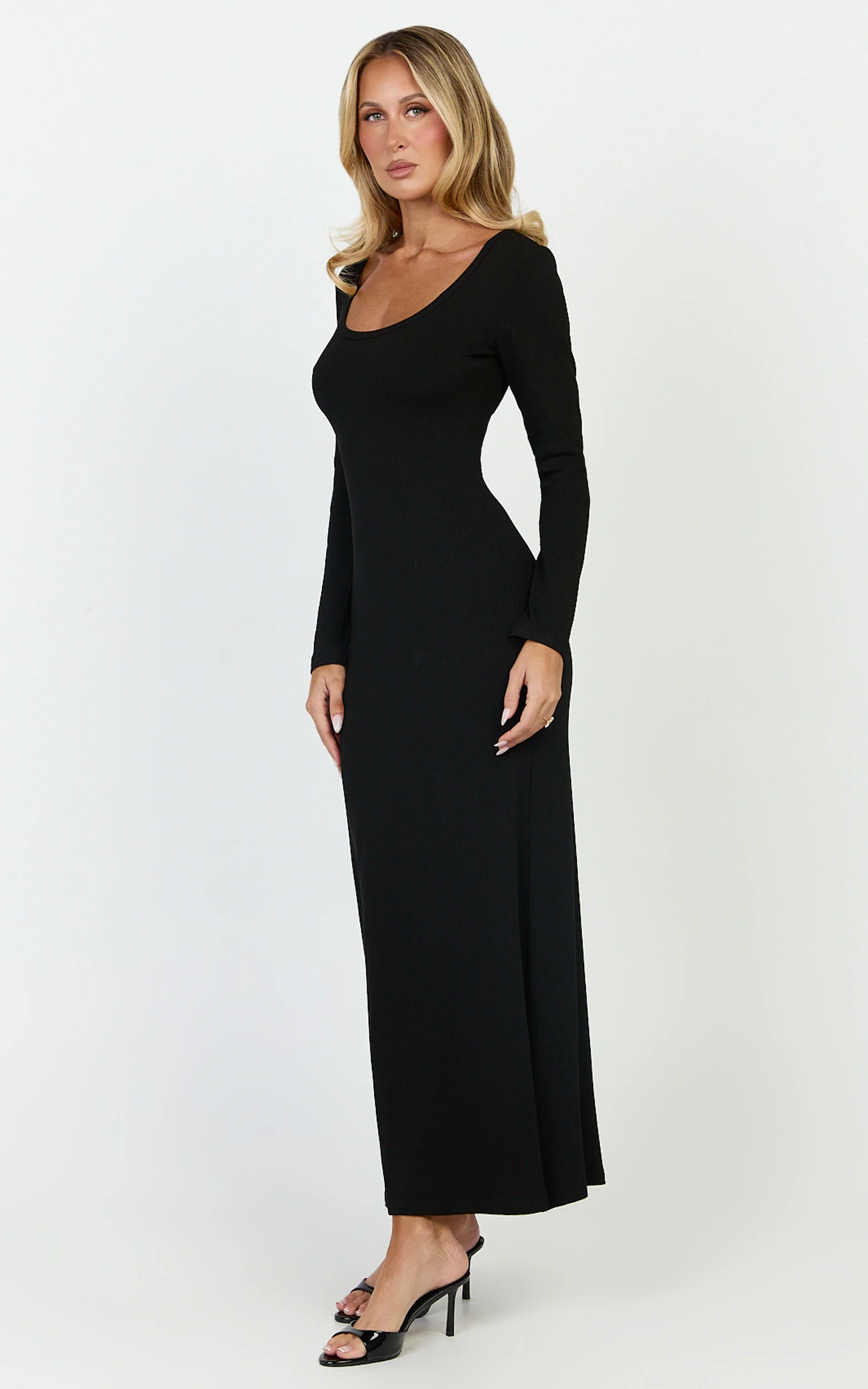 Gabriella Maxi Dress - Long Sleeve Scoop Neck Dress in Black