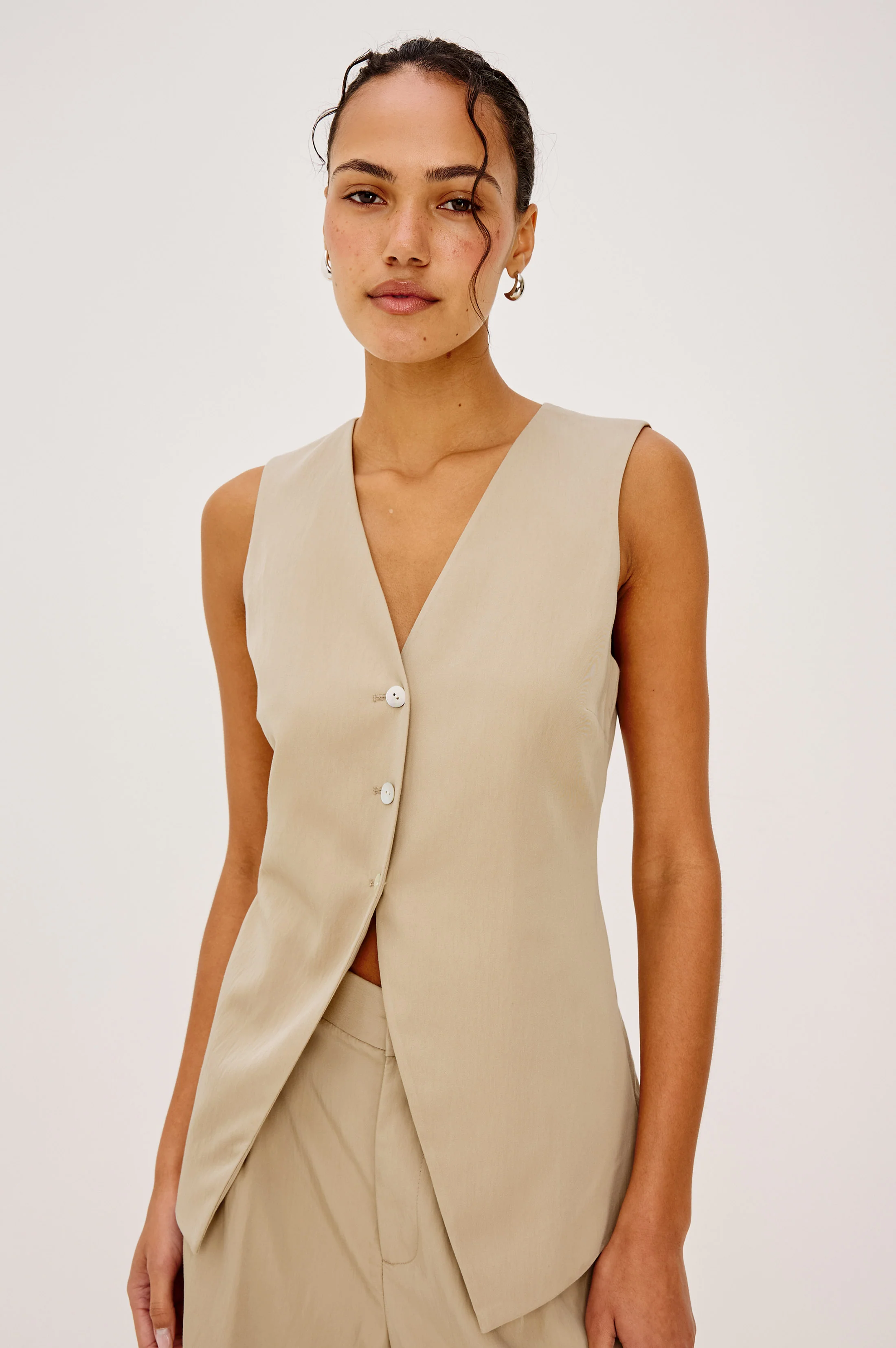 Mylah Vest - Almond