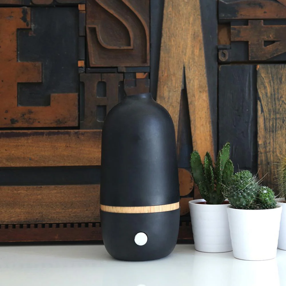 Vogeelle ONA Aromatherapy Nebulizing Essential Oil Diffuser Black