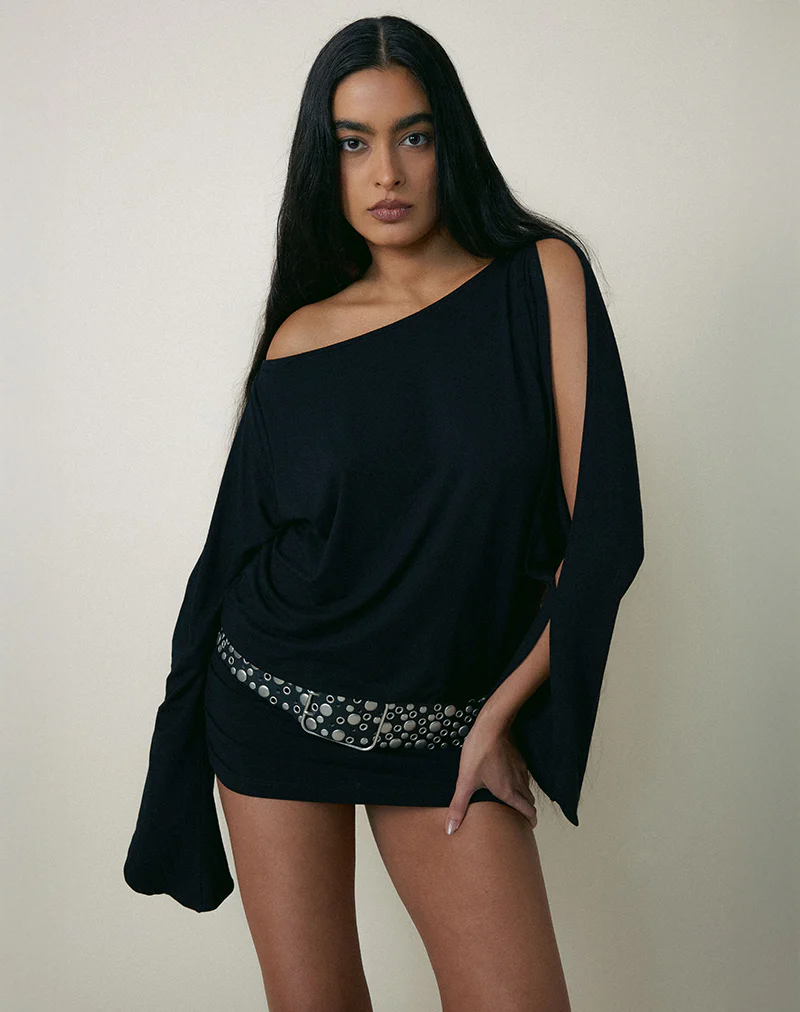 Sybe Cut Batwing Sleeve Mini Dress in Black
