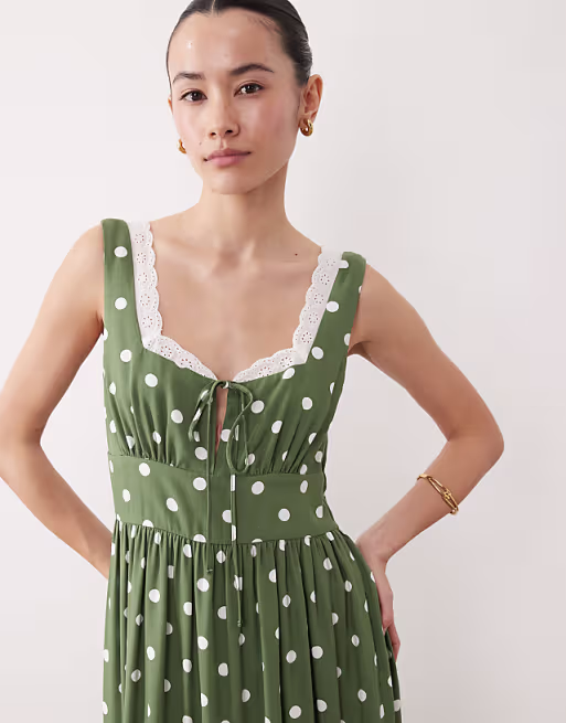 Nobody's Child Petite Heather sweetheart neckline midi dress in green polka dots