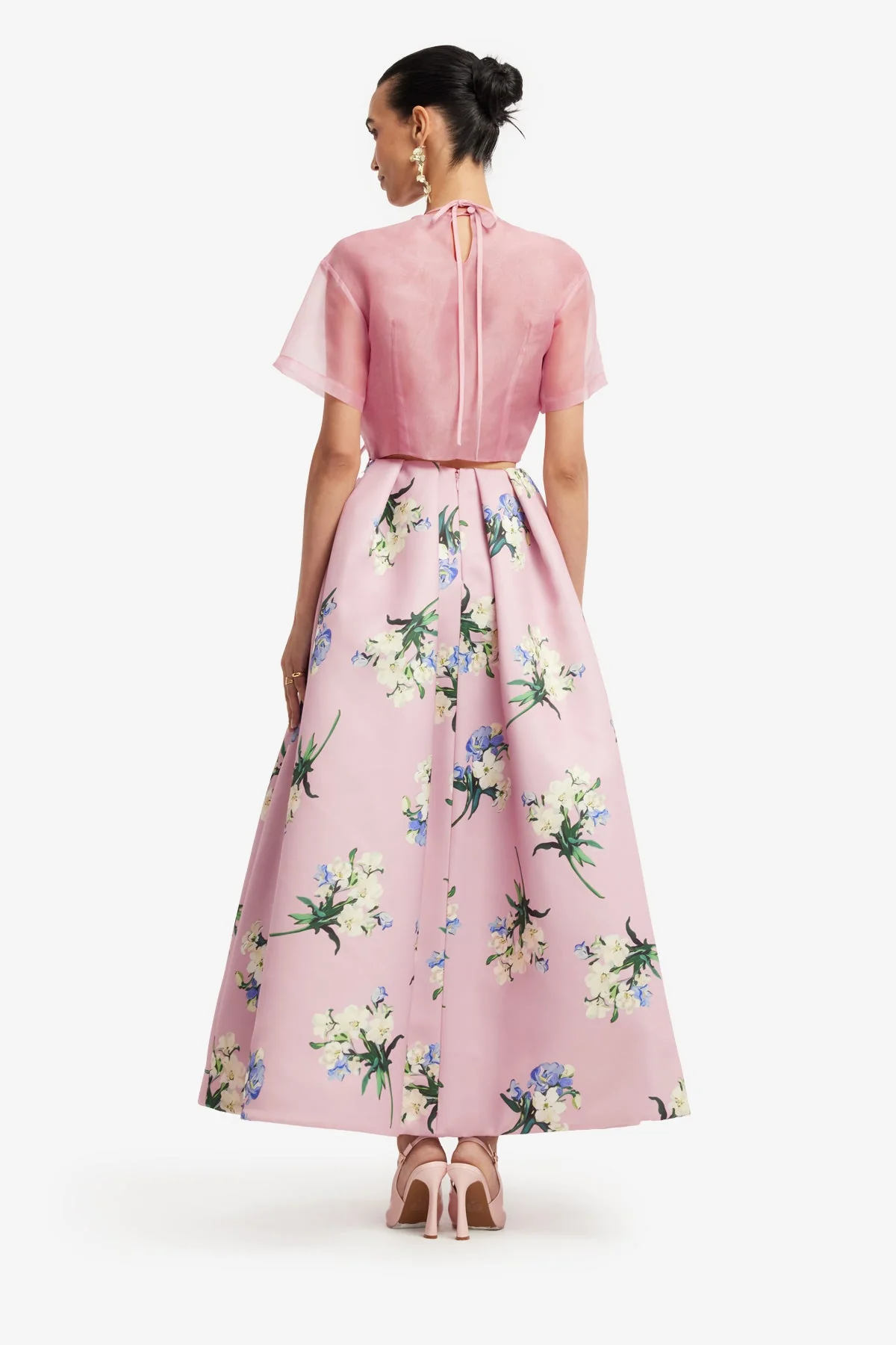 Riley Embroidered Sleeve Top - Bouquet Print in Pastel Pink