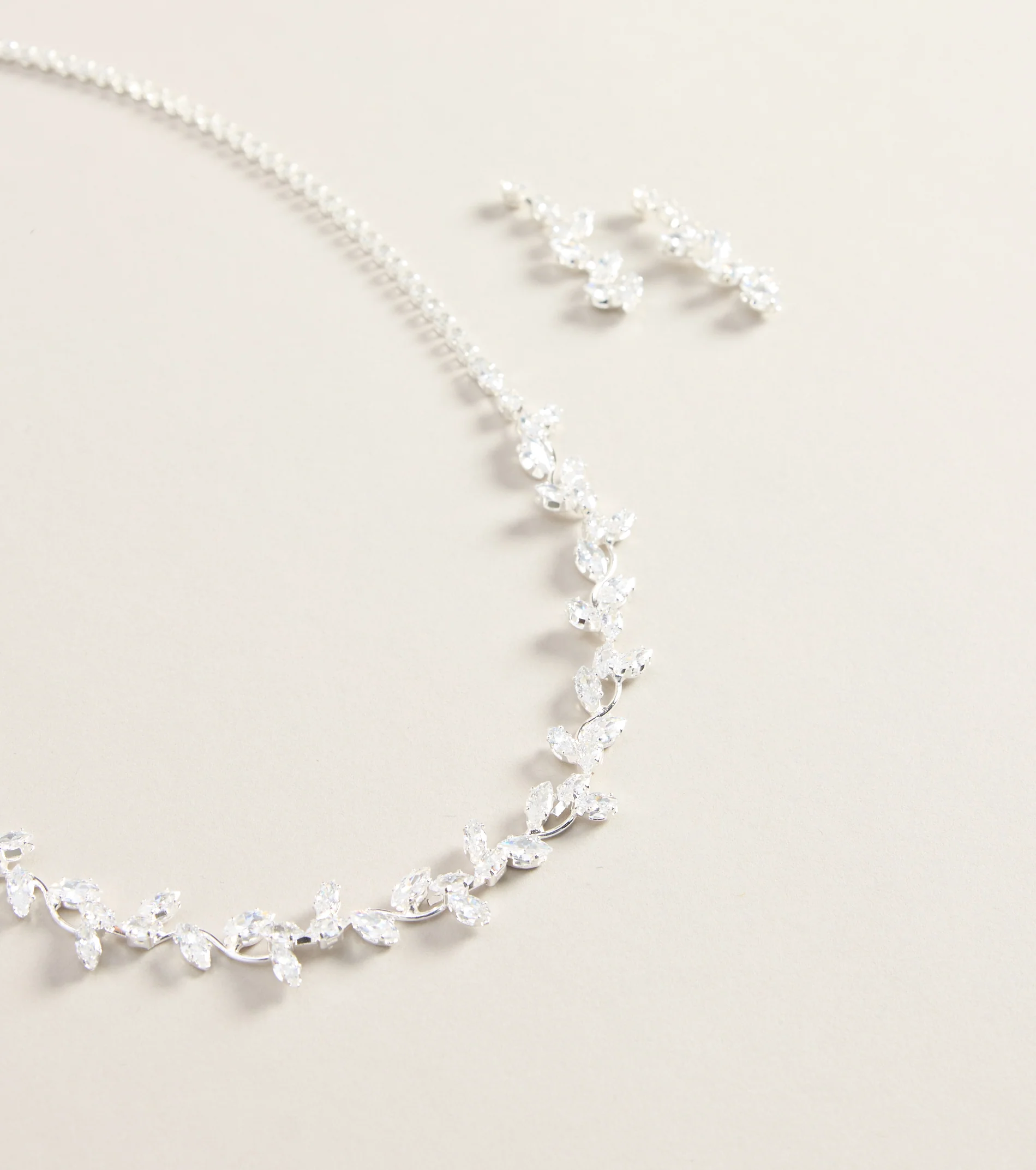 Special Plans Necklace And Earrings Set