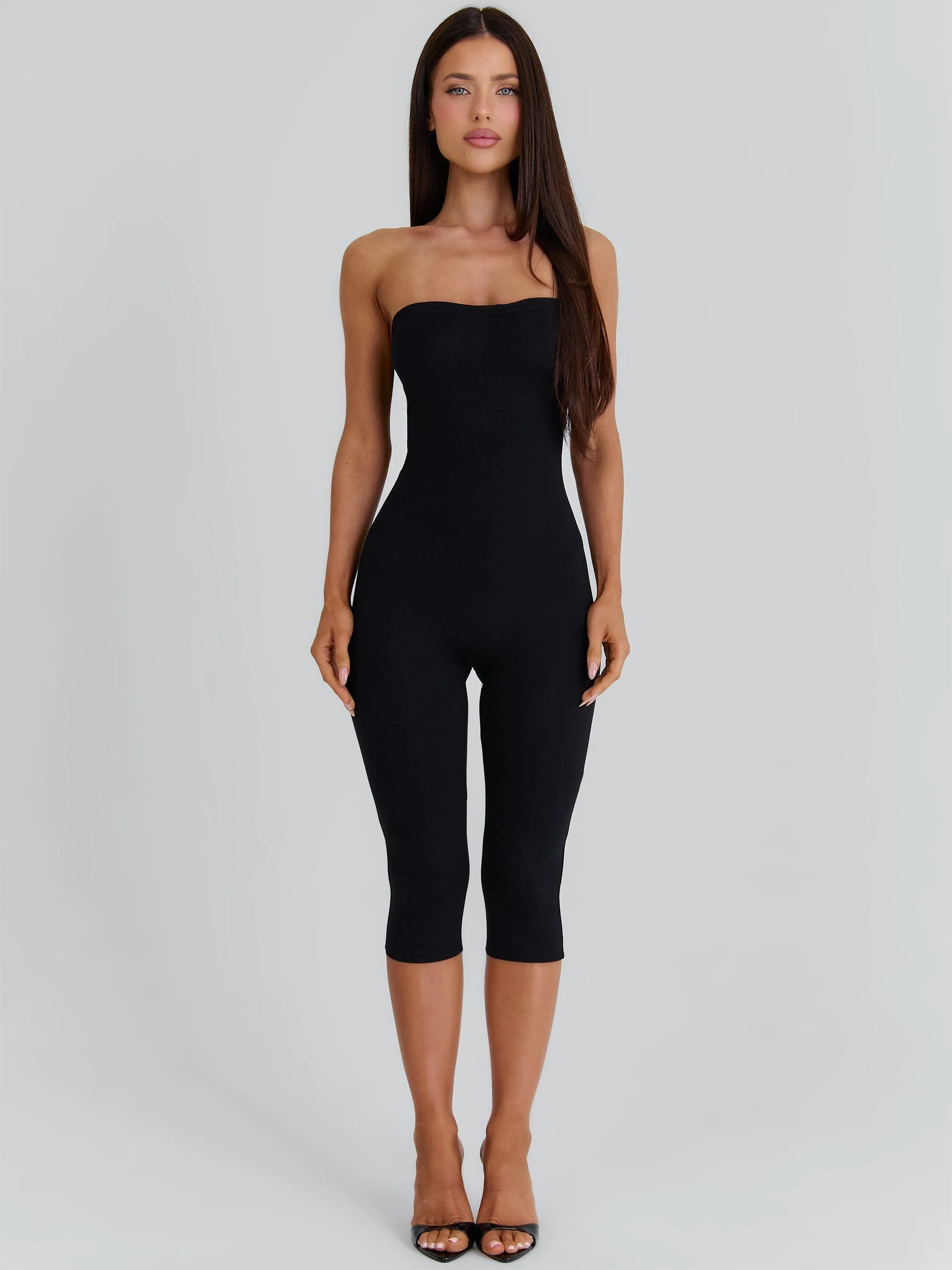 VICTORIA CAPRI JUMPSUIT BLACK
